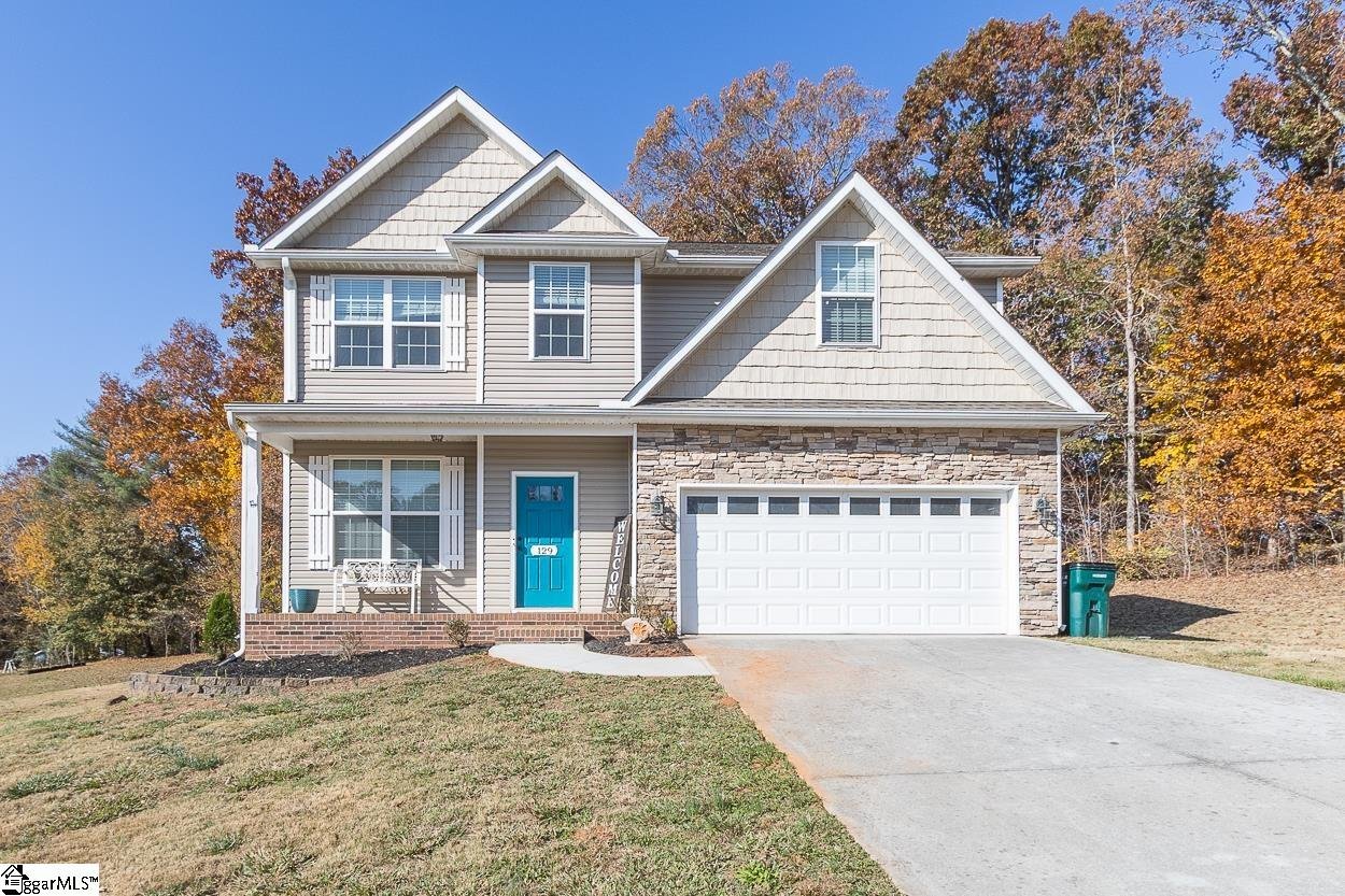 Property image 1 at 129 Saddlebrook Avenue, Pickens, SC 29671