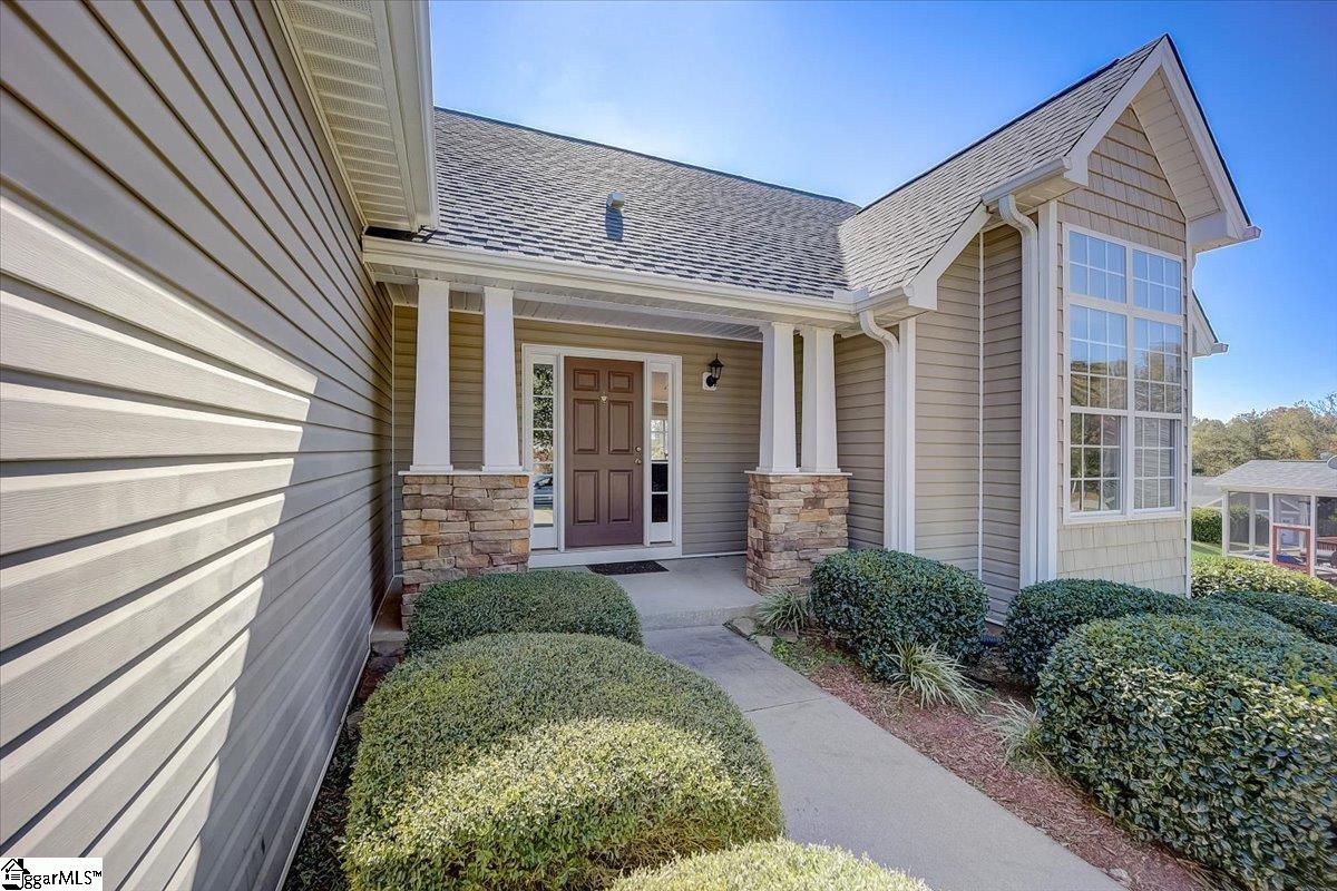 Property image 1 at 4 Clematis Drive, Taylors, SC 29687
