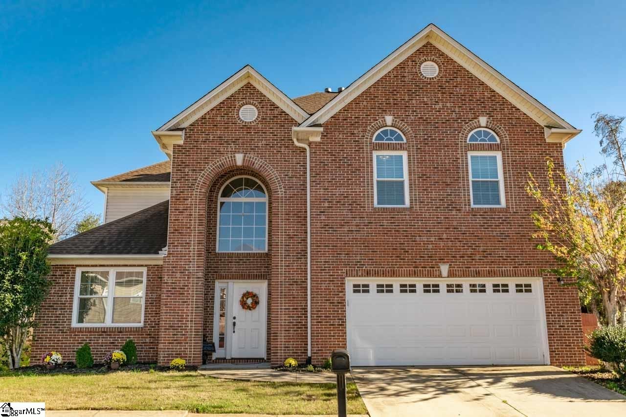 Property image 1 at 207 Peaks Court, Taylors, SC 29687