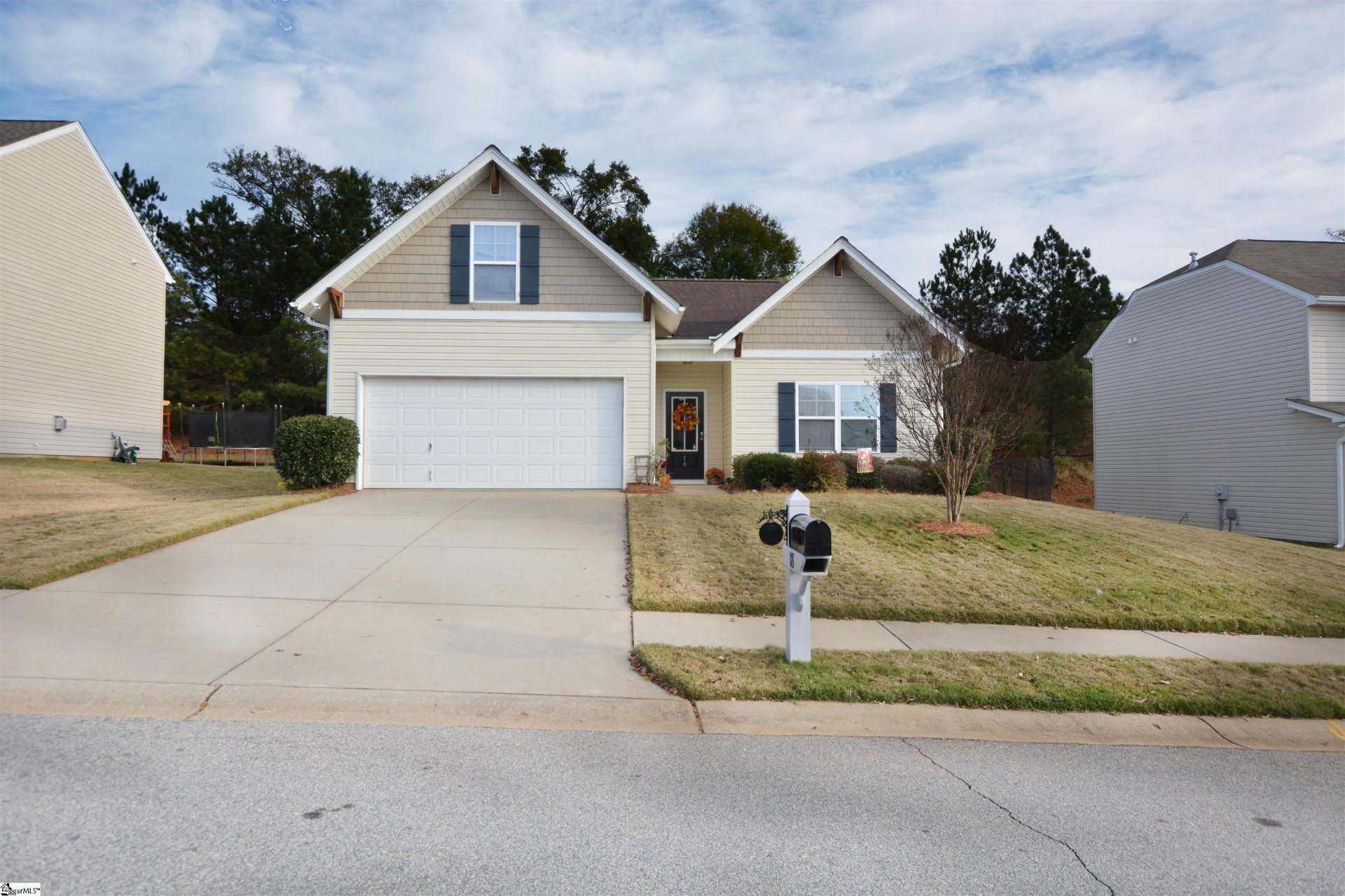 Property image 1 at 18 Hurshfield Court, Taylors, SC 29687