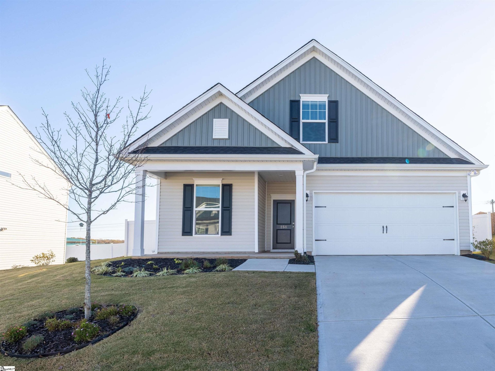 Property image 1 at 258 Braselton Street, Duncan, SC 29334