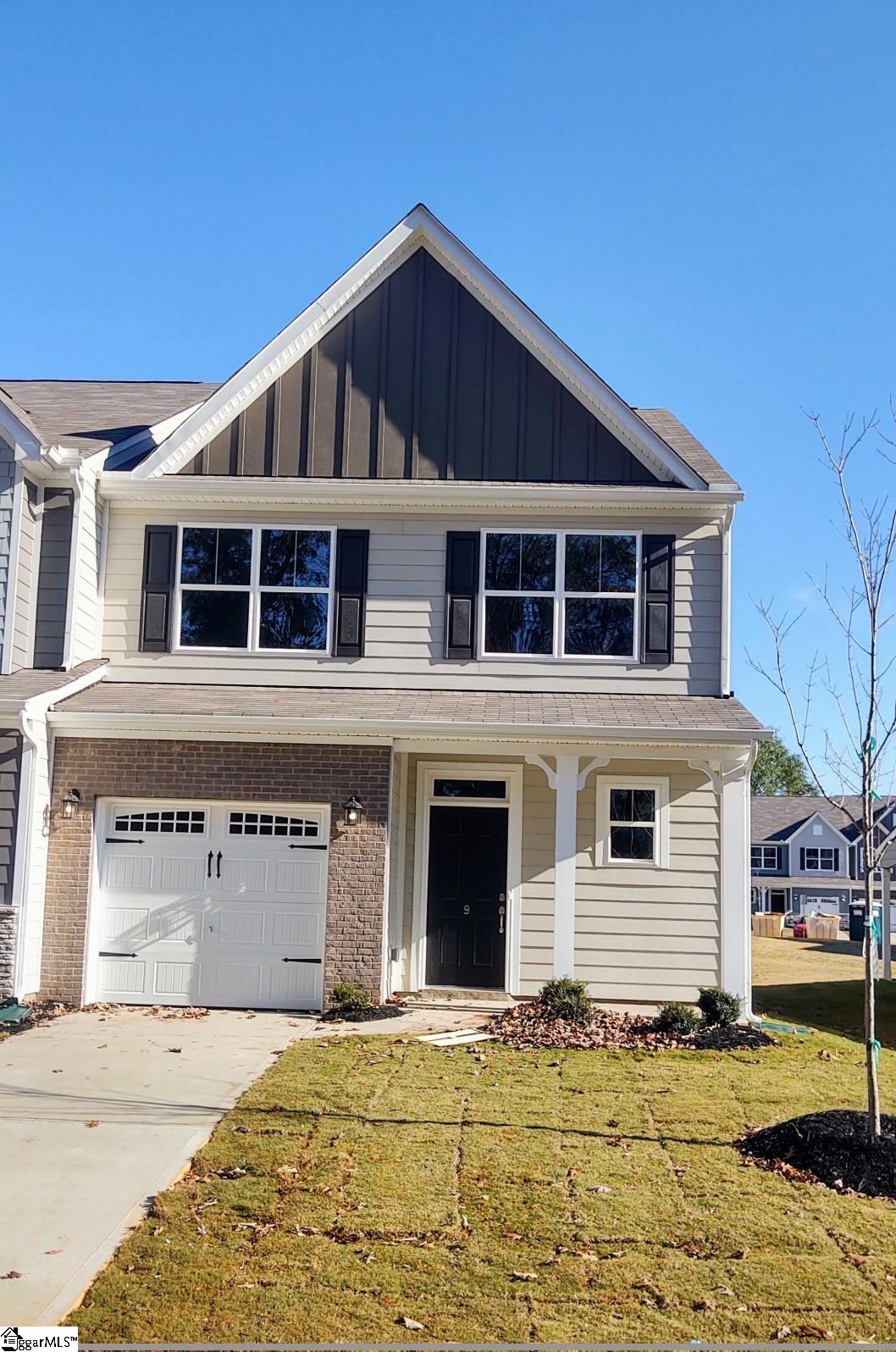 Property image 1 at 9 Marengo Road, Mauldin, SC 29662