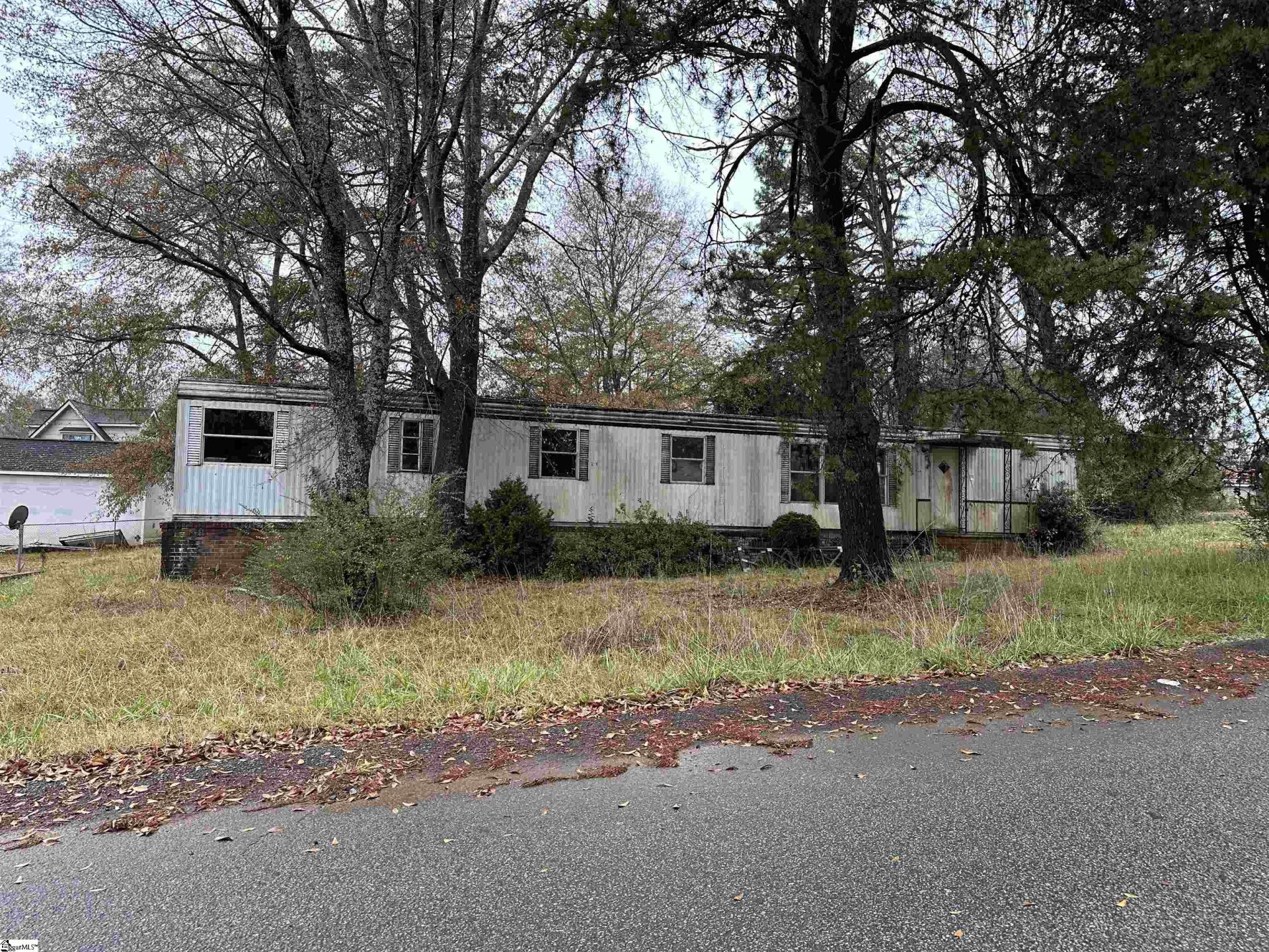 Property image 1 at 209 Penrose Lane, Wellford, SC 29385