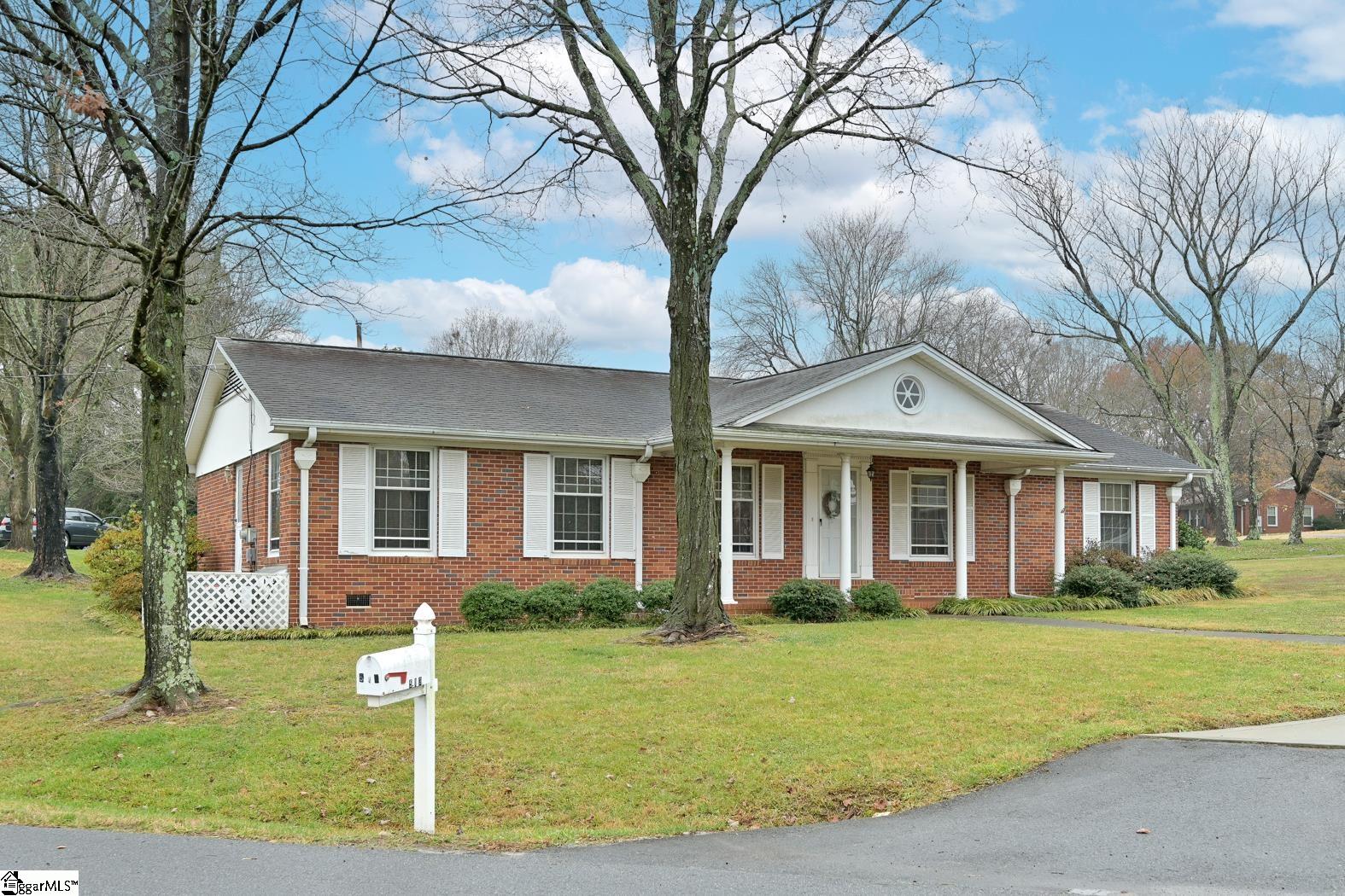 Property image 1 at 513 Butler Springs Road, Greenville, SC 29615