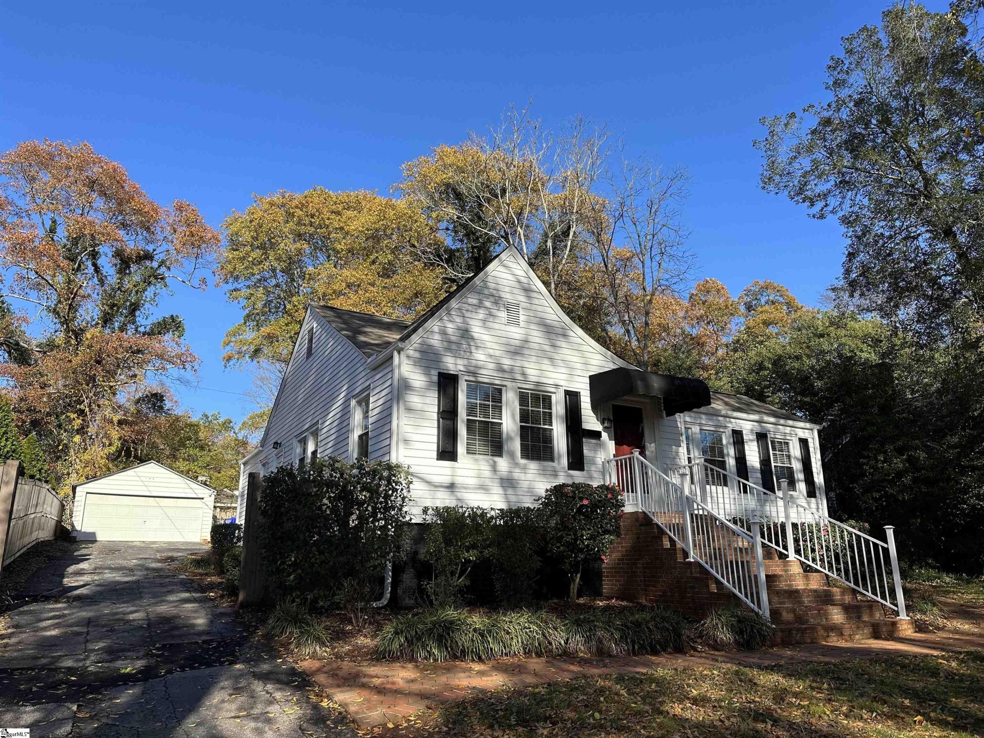 Property image 1 at 21 N Park Drive, Greenville, SC 29609