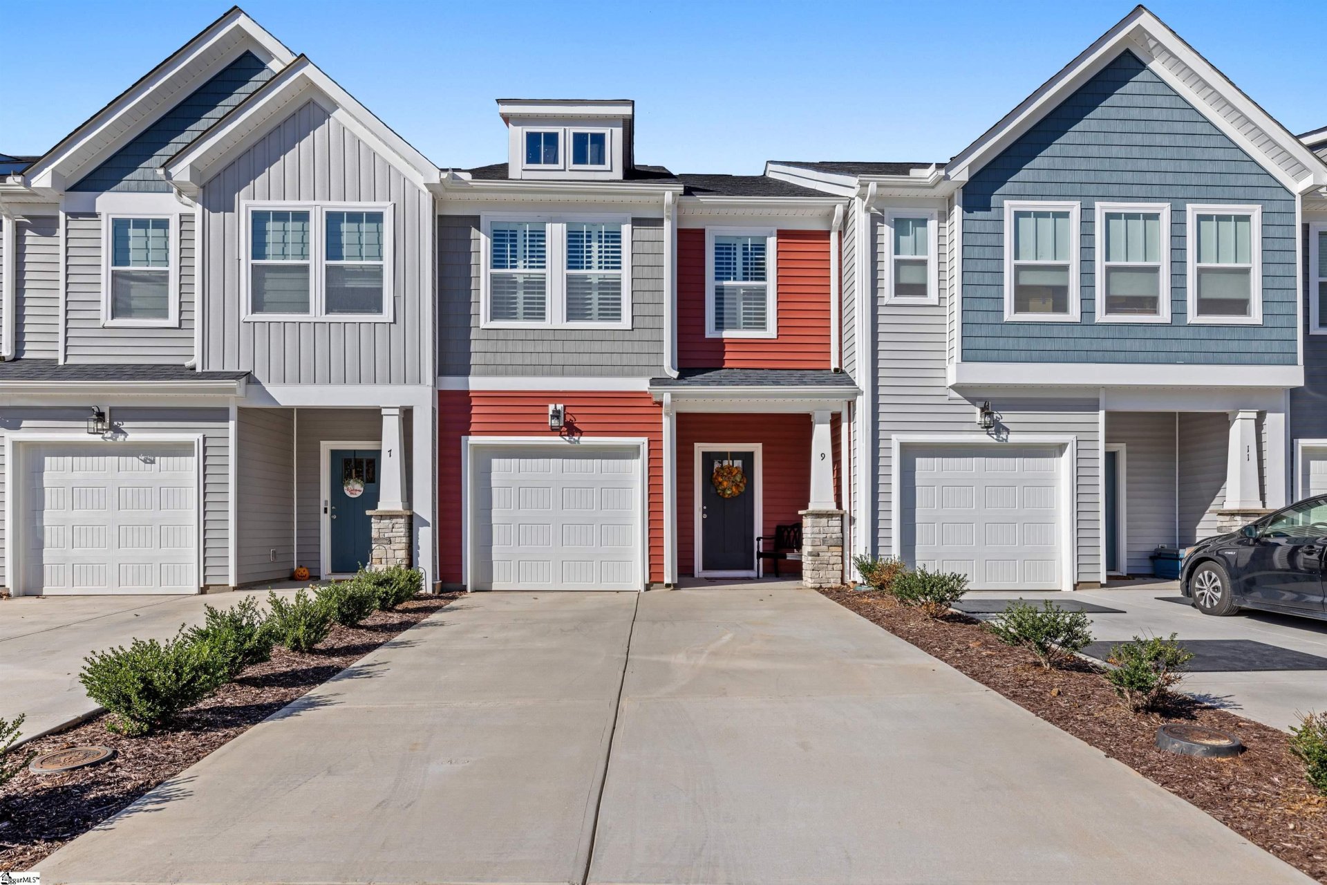 Property image 1 at 9 Mardale Lane, Greenville, SC 29609