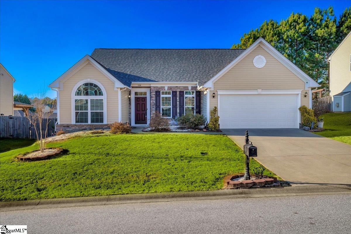 Property image 1 at 108 Hamilton Court, Easley, SC 29642-3066