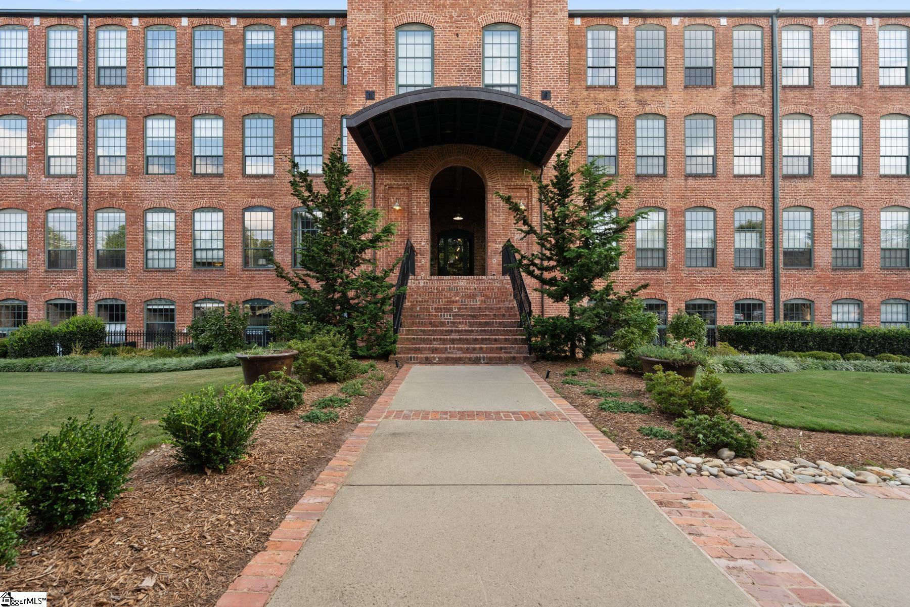 Property image 1 at 400 Mills Avenue, Greenville, SC 29605