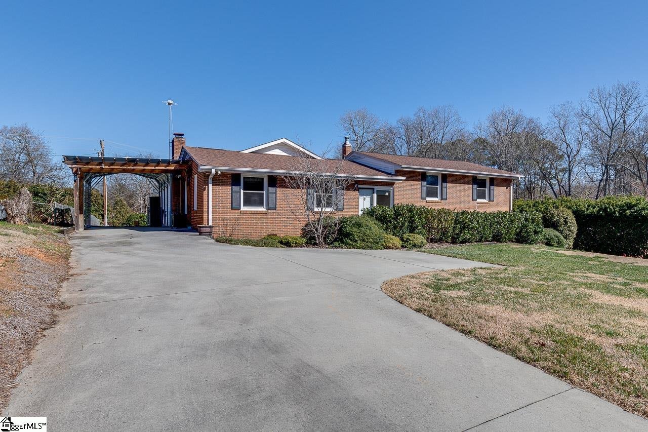 Property image 1 at 305 Bethel Drive, Mauldin, SC 29662