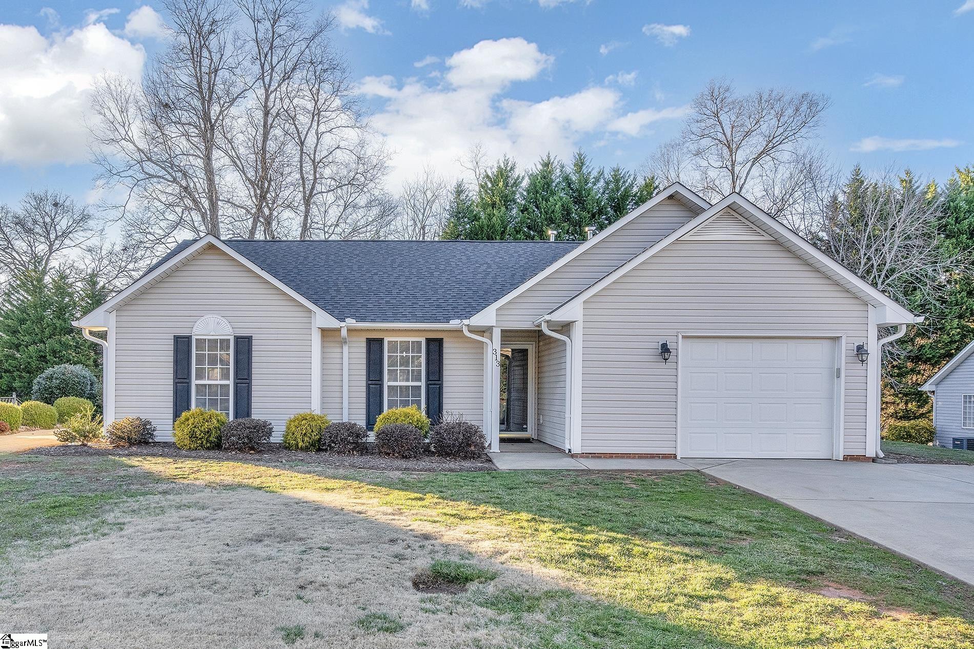 Property image 1 at 313 Pheasant Ridge Drive, Taylors, SC 29687