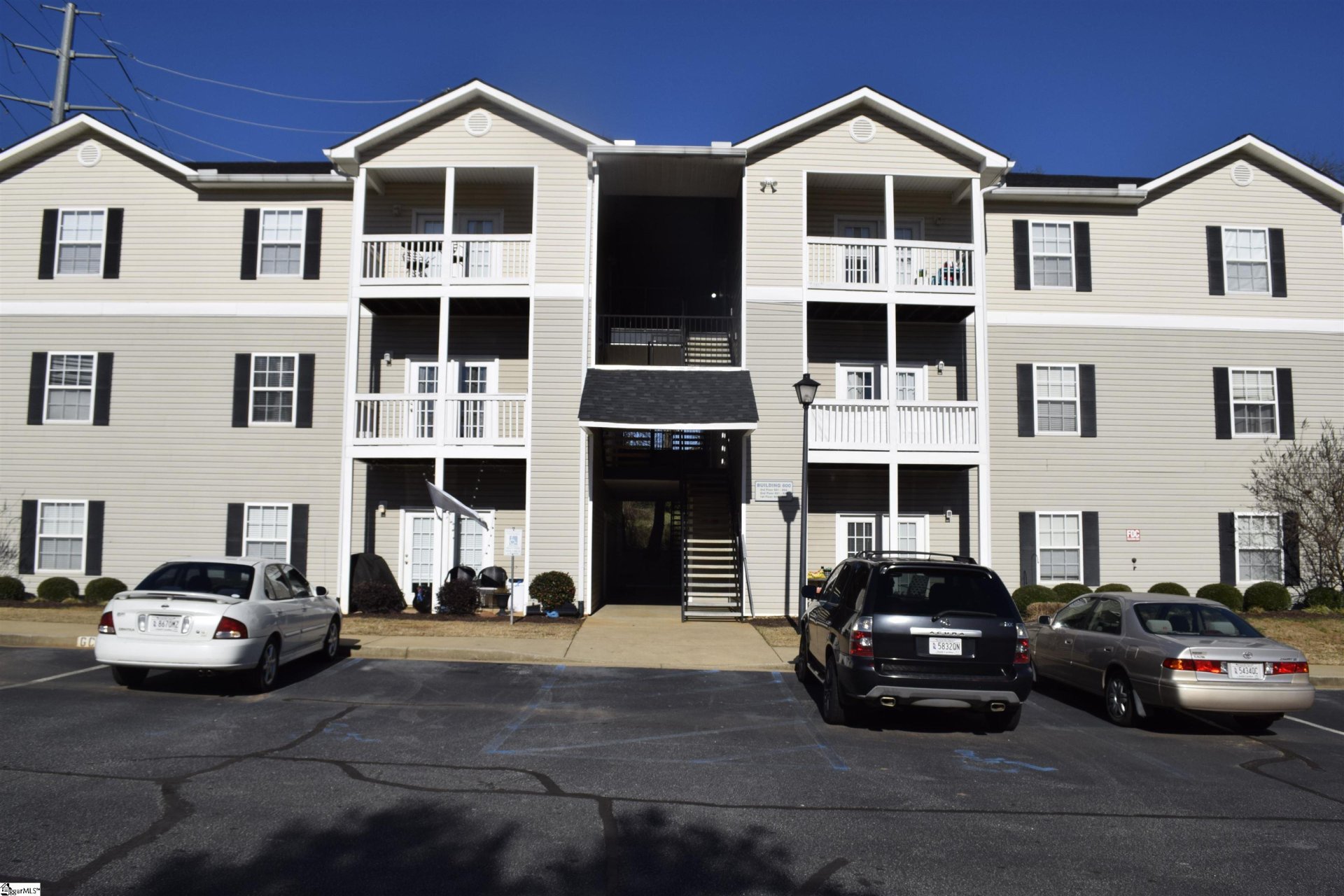 Property image 1 at 624 McKenna Circle, Greenville, SC 29615