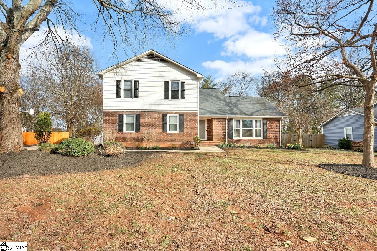 Property image 1 at 113 Pigeon Point, Greenville, SC 29607