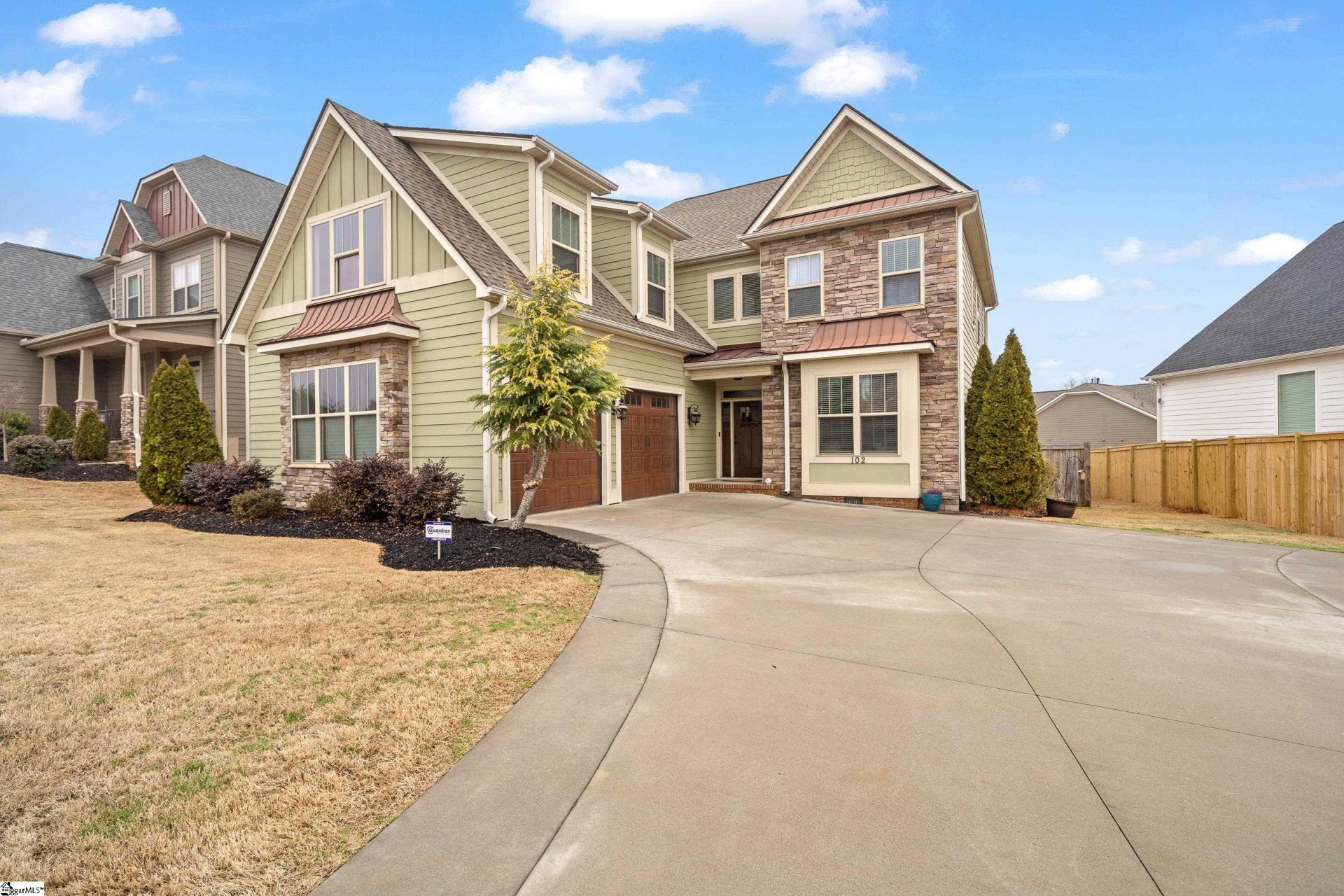 102 Bold Slope Drive