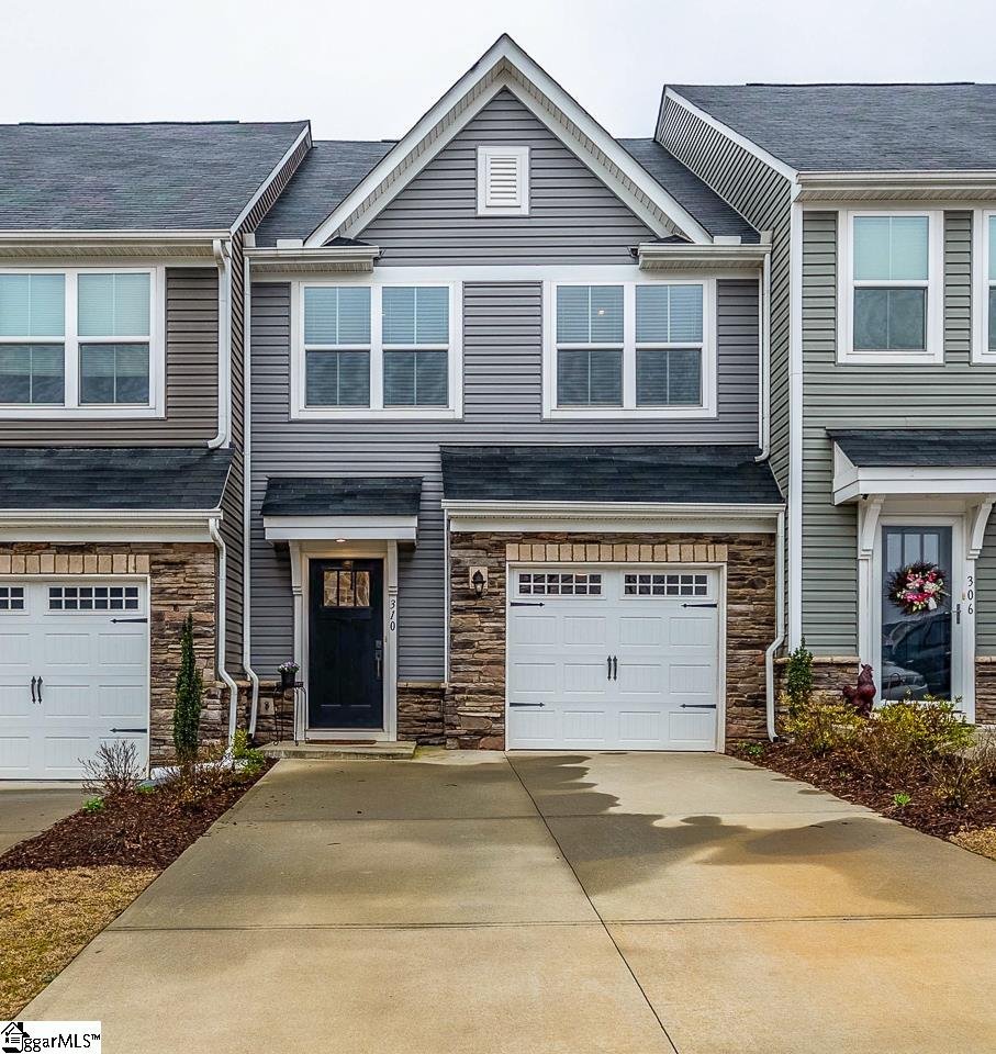 Property image 1 at 310 Weststone Walk, Spartanburg, SC 29301