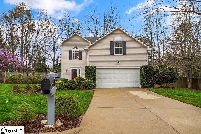 Property image 1 at 3 Old Hastings Court, Mauldin, SC 29662