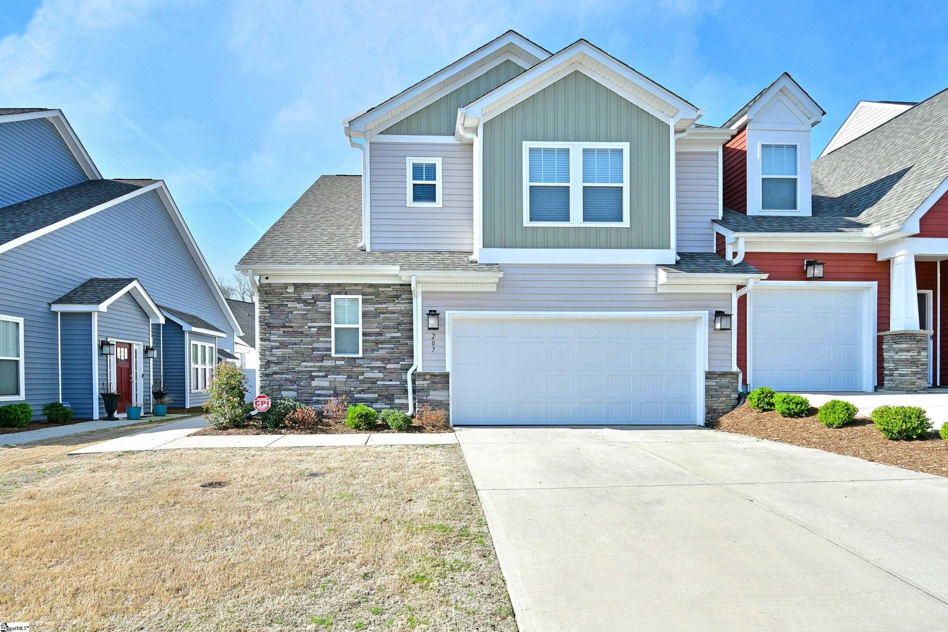 Property image 1 at 207 Sprucewood Court, Taylors, SC 29687