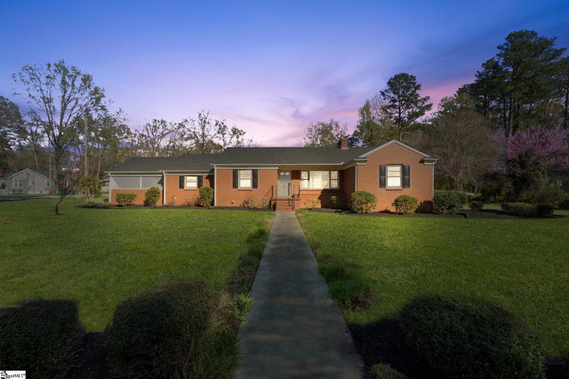 Property image 1 at 501 Cedar Street, Clinton, SC 29325