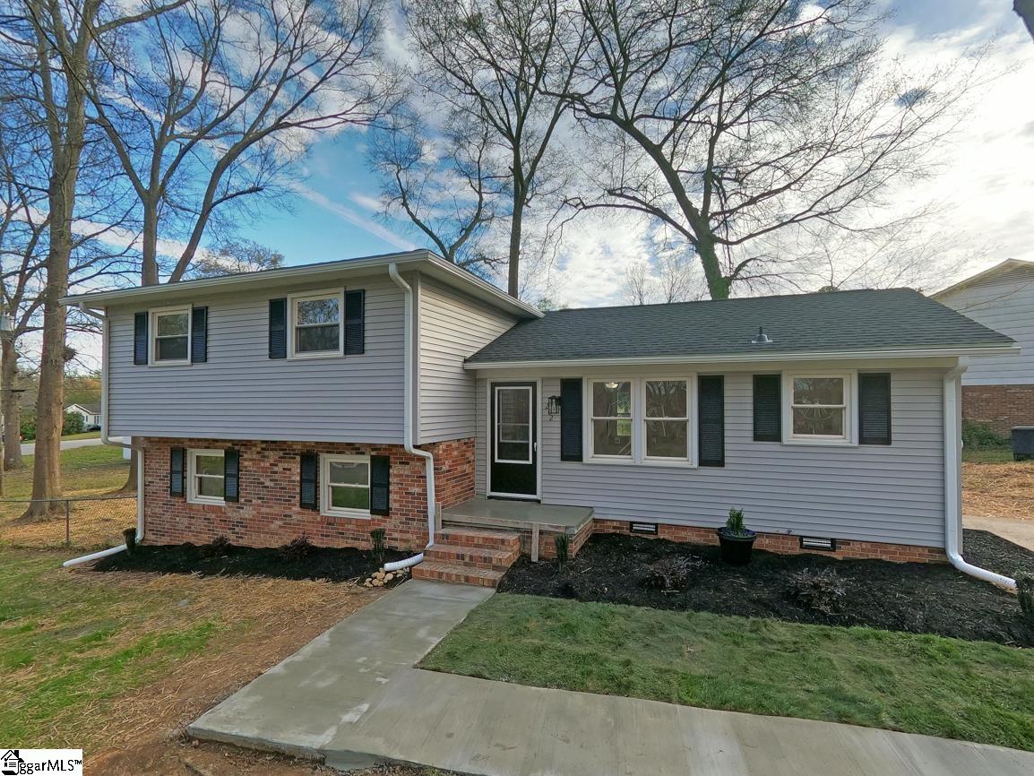 Property image 1 at 202 Newgate Drive, Simpsonville, SC 29681