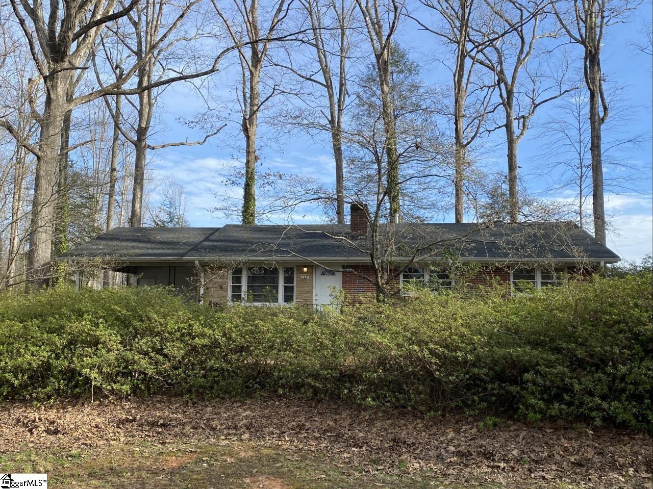 Property image 1 at 138 Lakeshore Drive, Easley, SC 29642