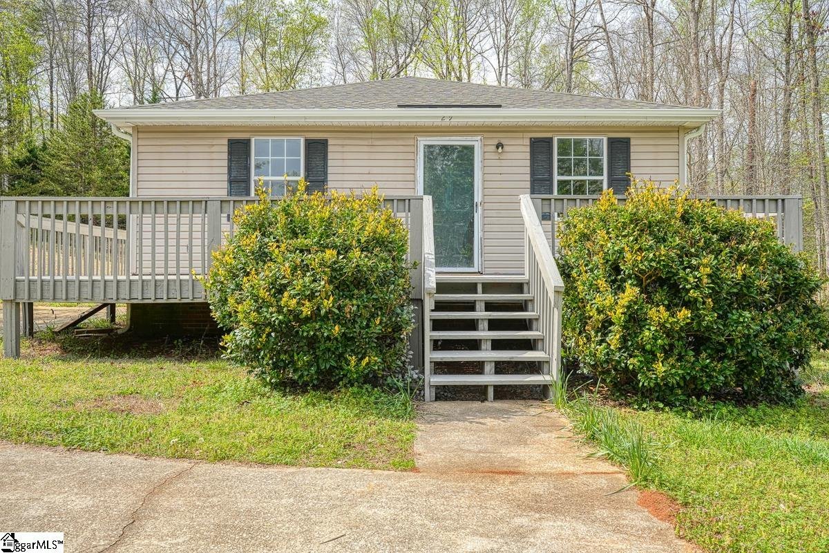 Property image 1 at 29 Lee Way, Taylors, SC 29687