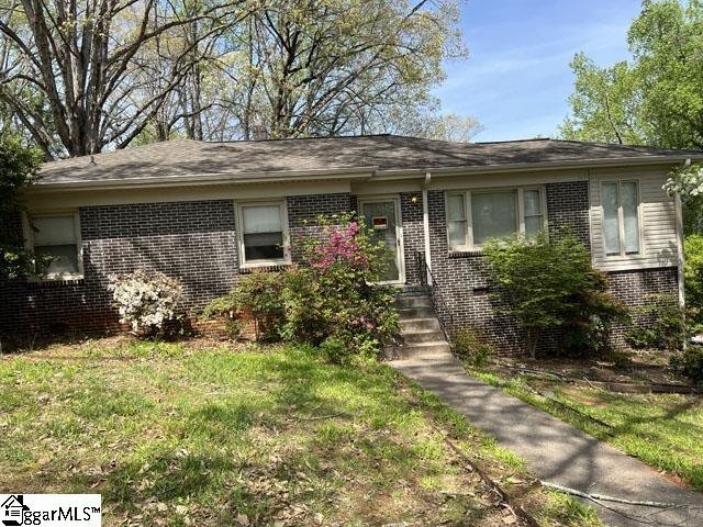 27 Bradley Boulevard