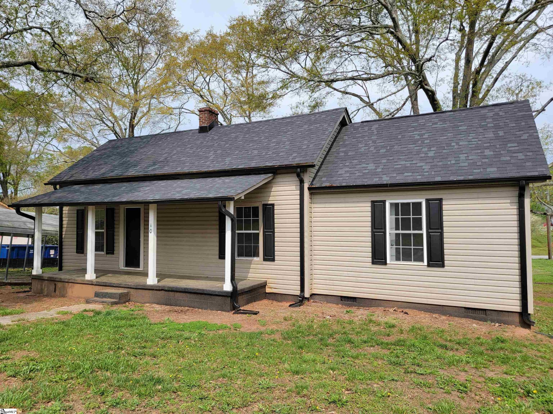 Property image 1 at 10 Clemson Street, Liberty, SC 29657