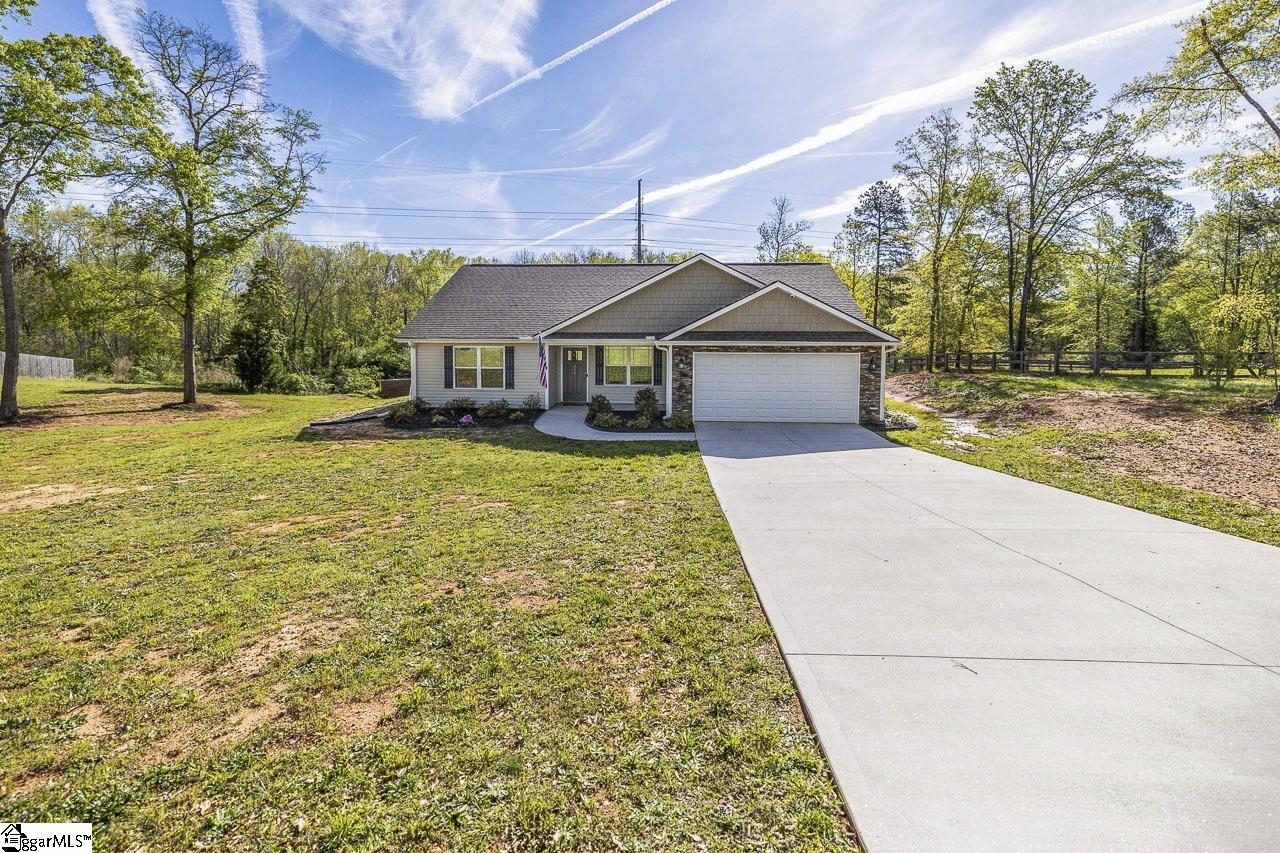 Property image 1 at 244 Redcoat Court, Simpsonville, SC 29680