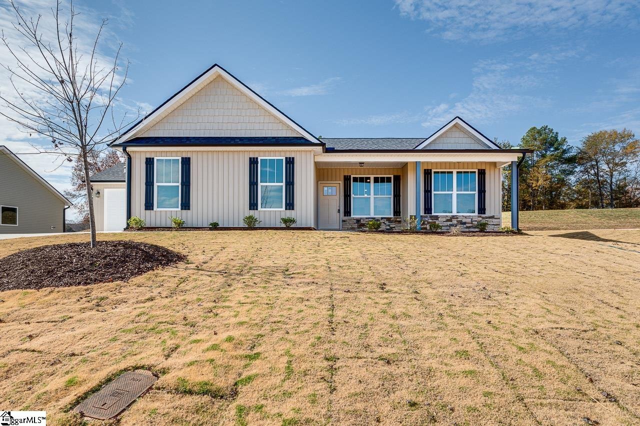 Property image 1 at 106 Legacy Lane, Pickens, SC 29671