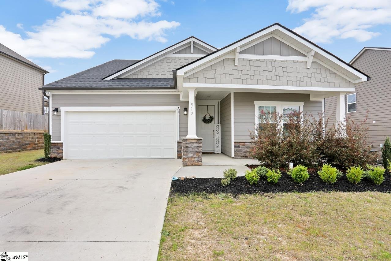 Property image 1 at 313 Blue Danube Drive, Simpsonville, SC 29681