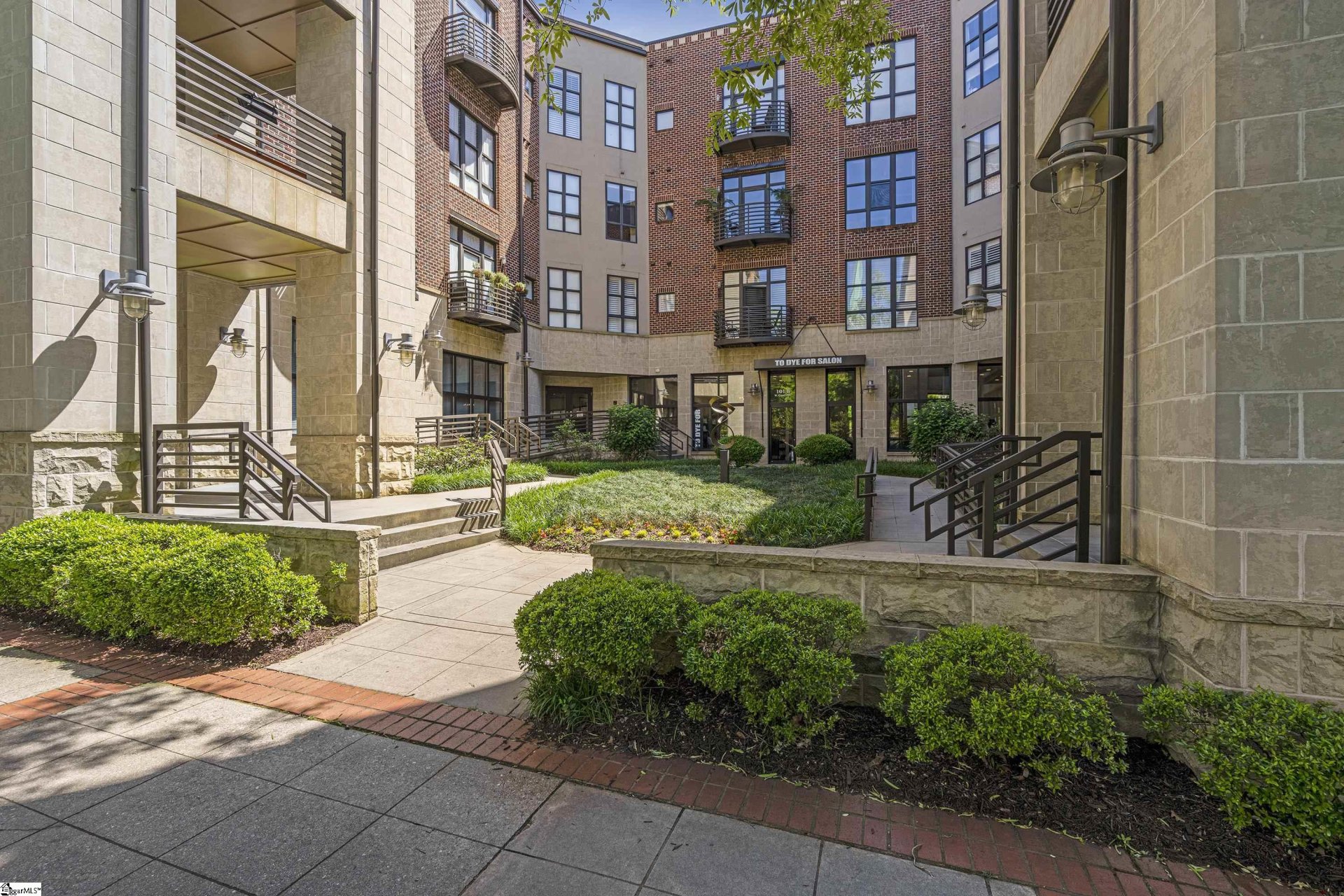 Property image 1 at 101 W Court Street, Greenville, SC 29601