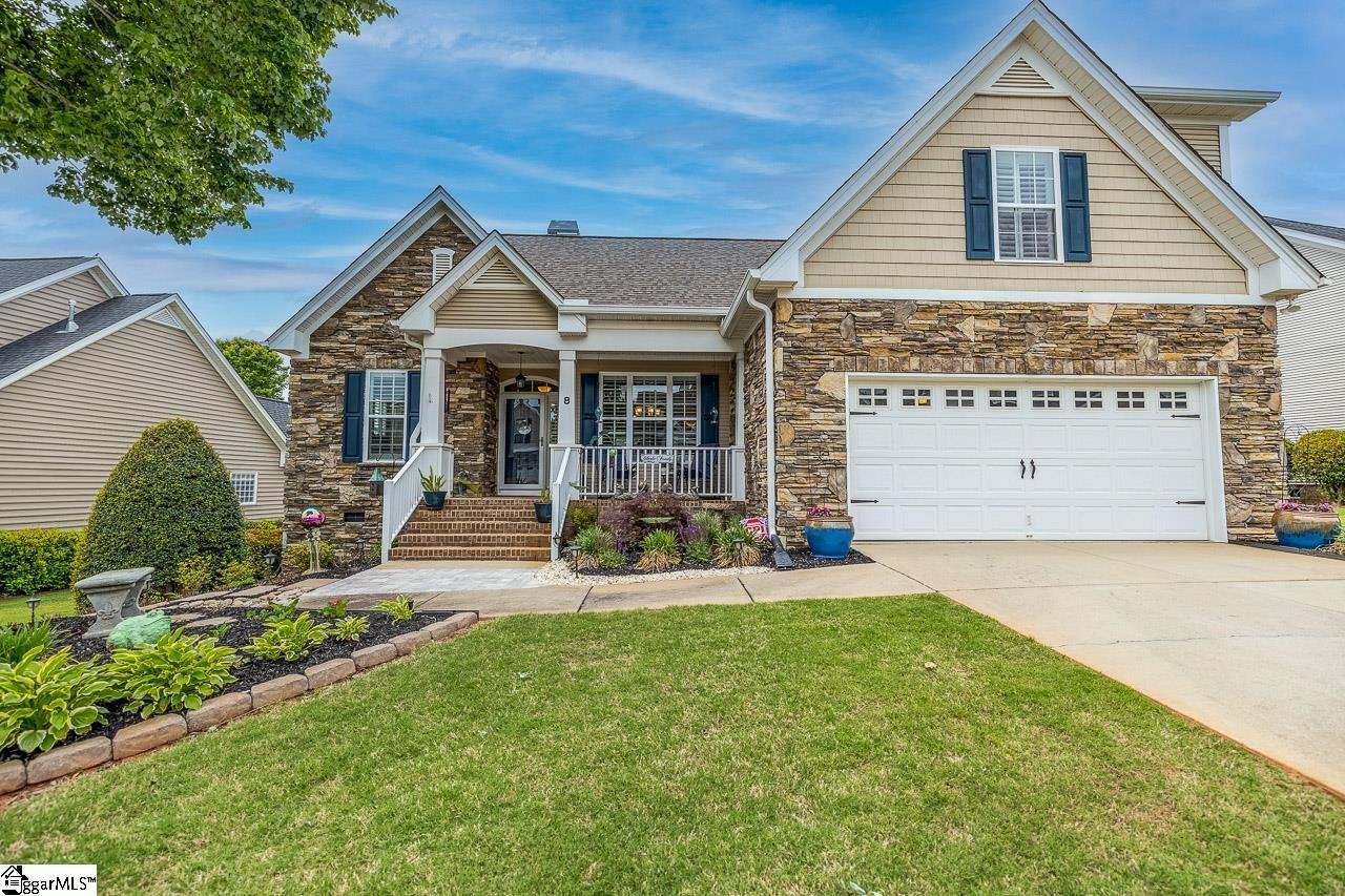 Property image 1 at 8 Aldgate Way, Greer, SC 29650