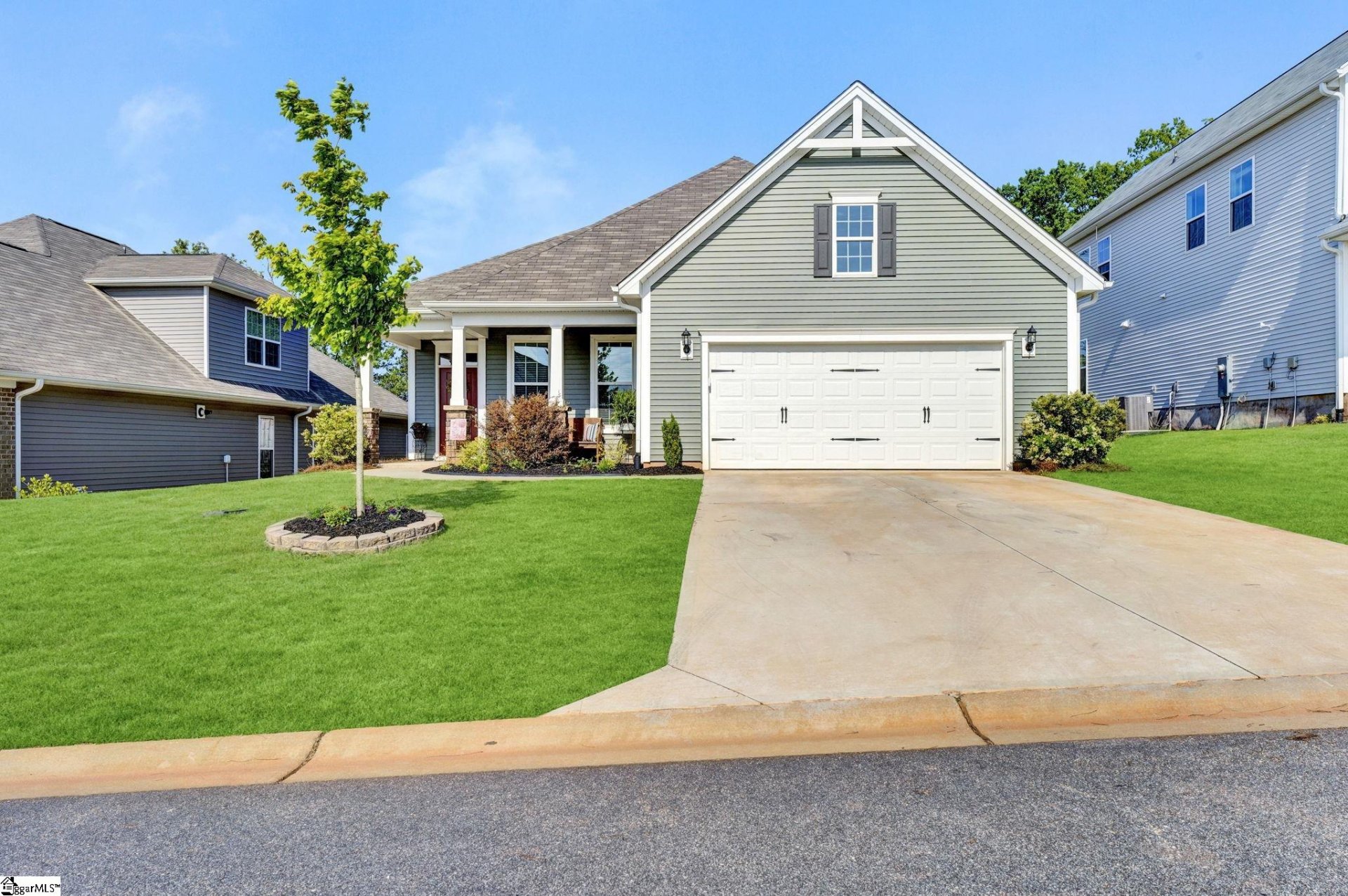 Property image 1 at 305 Starling Avenue, Easley, SC 29642