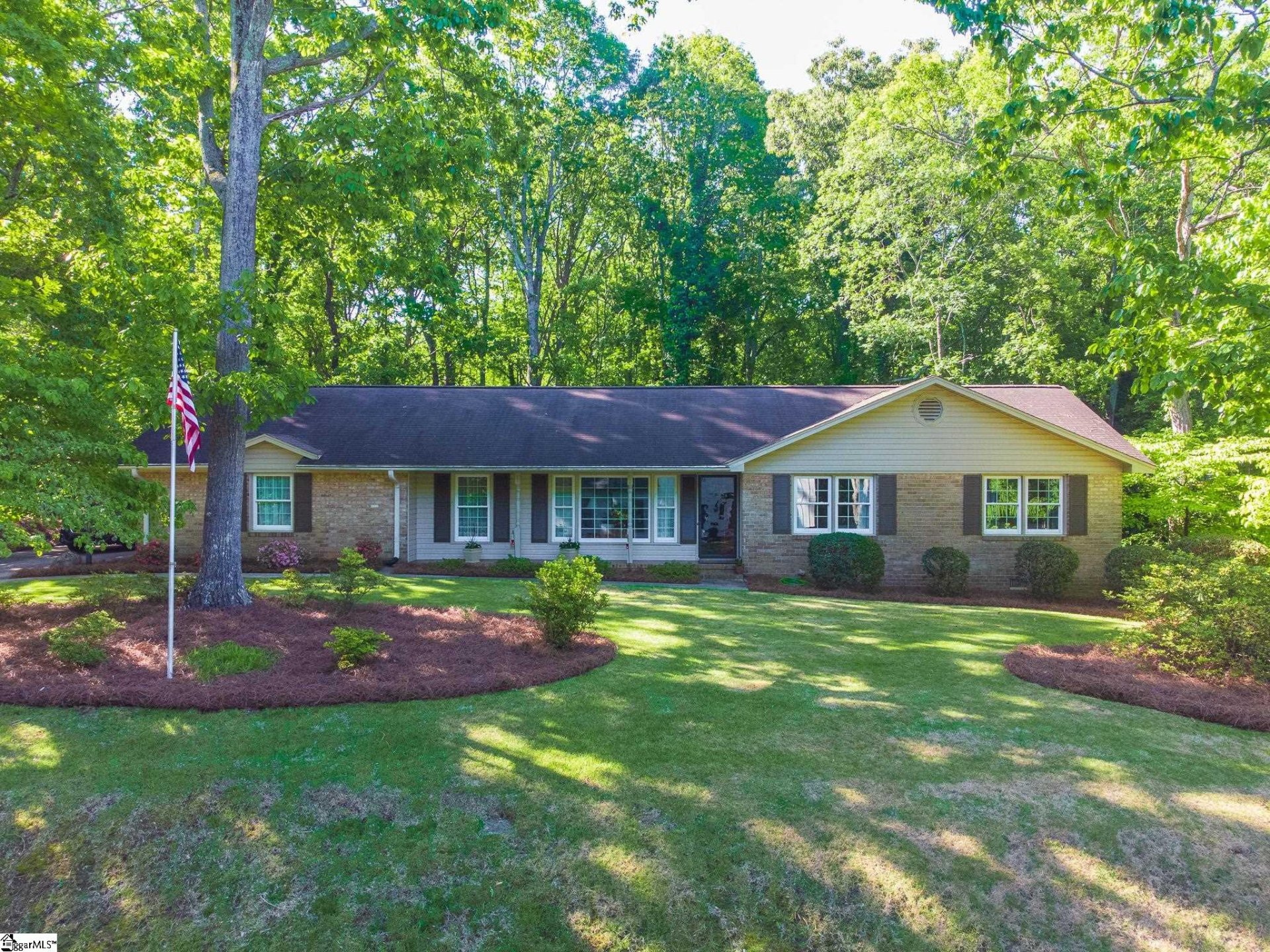 Property image 1 at 112 Wallingford Road, Greenville, SC 29609-1442