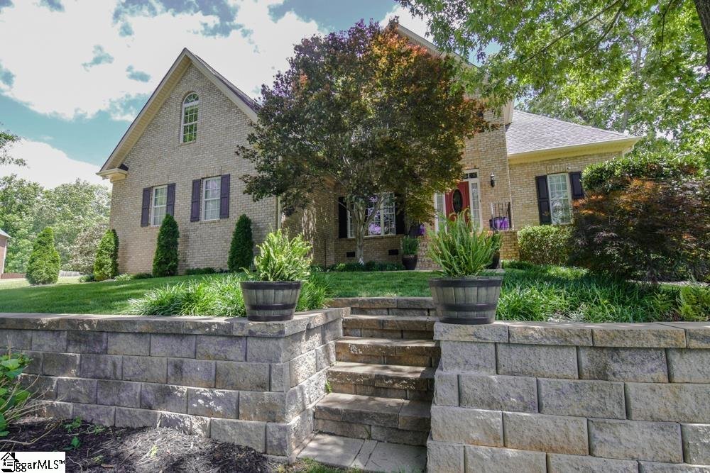 Property image 1 at 2 Rosefield Court, Fountain Inn, SC 29644