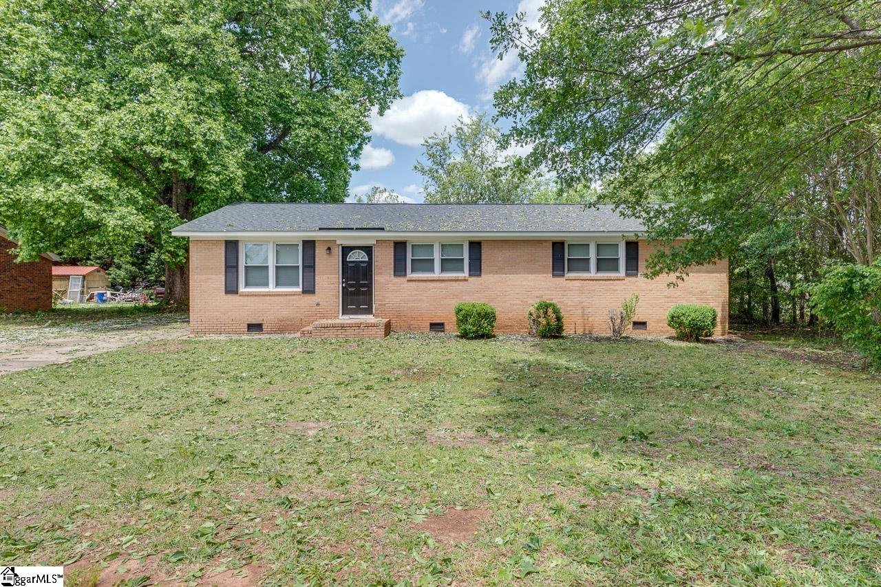 Property image 1 at 9 Picardy Drive, Greenville, SC 29605