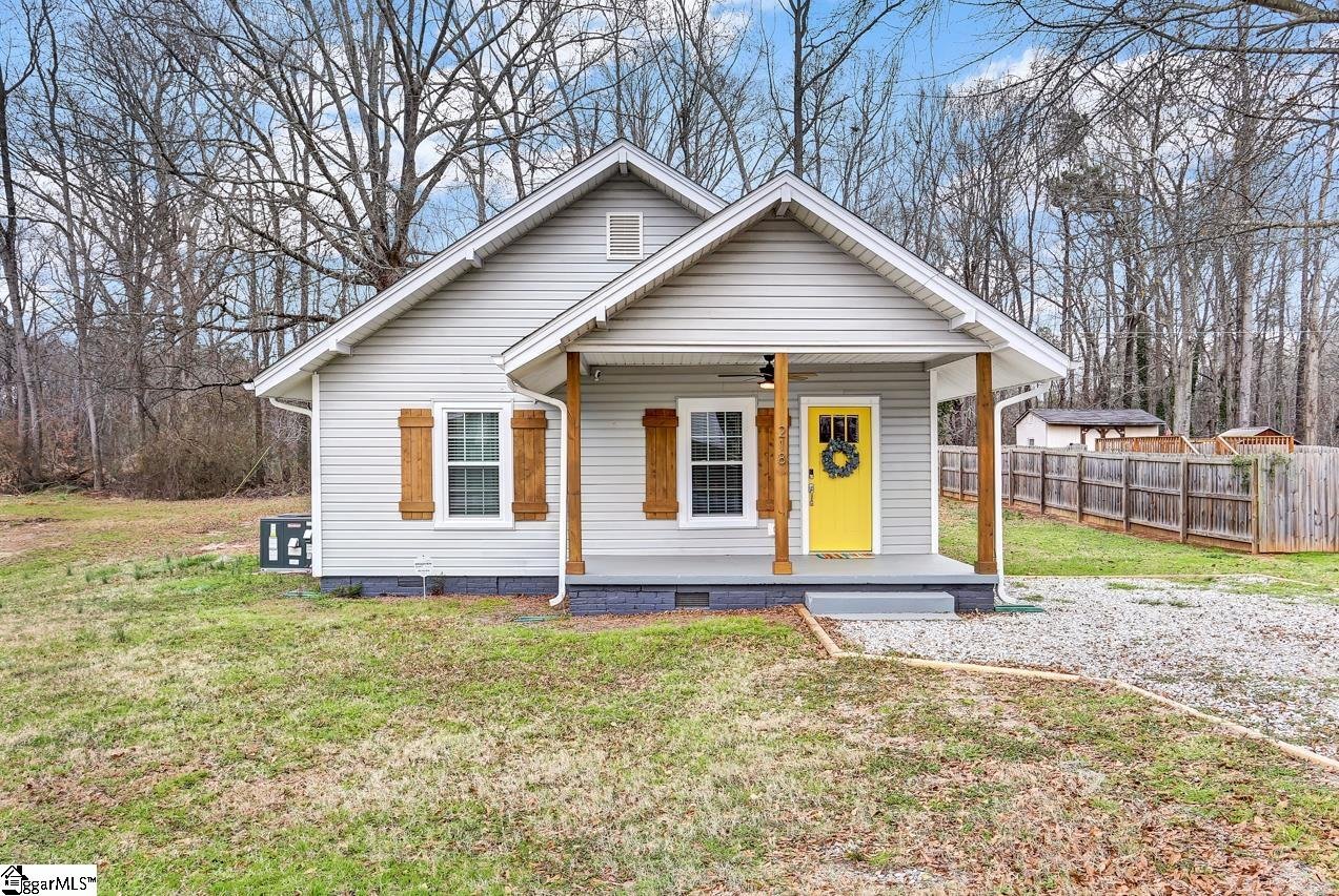 Property image 1 at 218 Beattie Street, Simpsonville, SC 29681