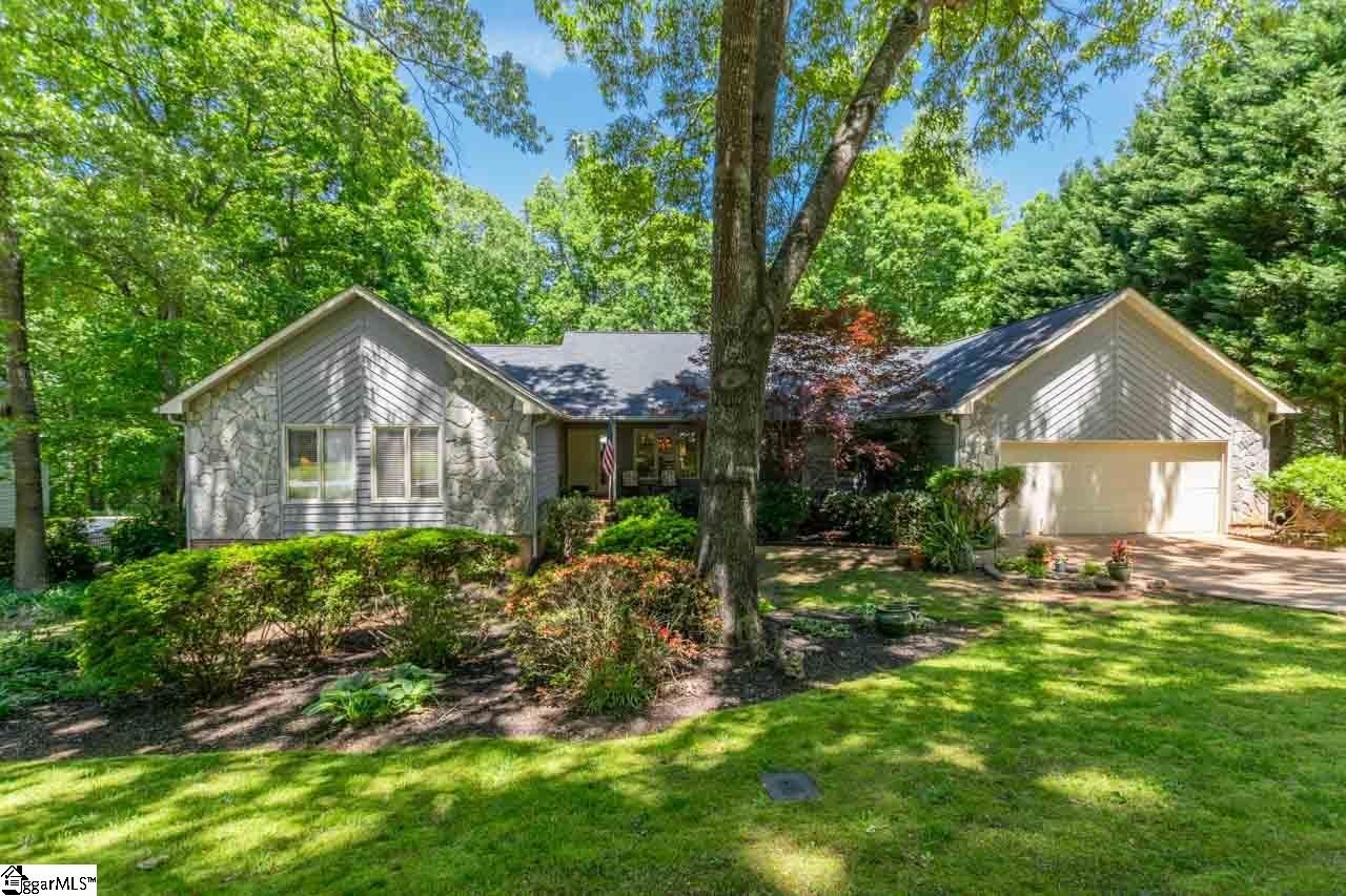 Property image 1 at 7 Creek View Court, Greenville, SC 29609