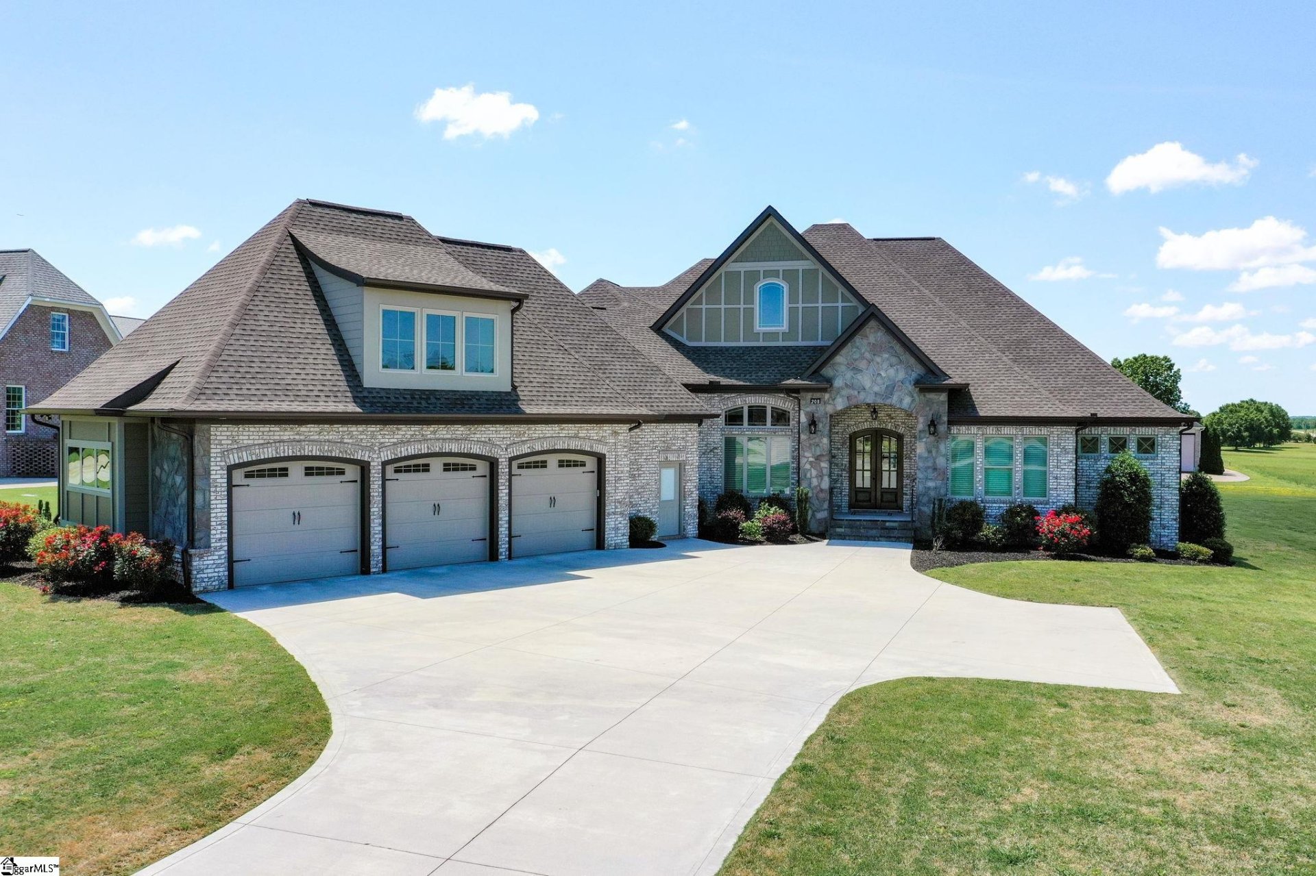 Property image 1 at 208 Vista Pointe Drive, Greer, SC 29651