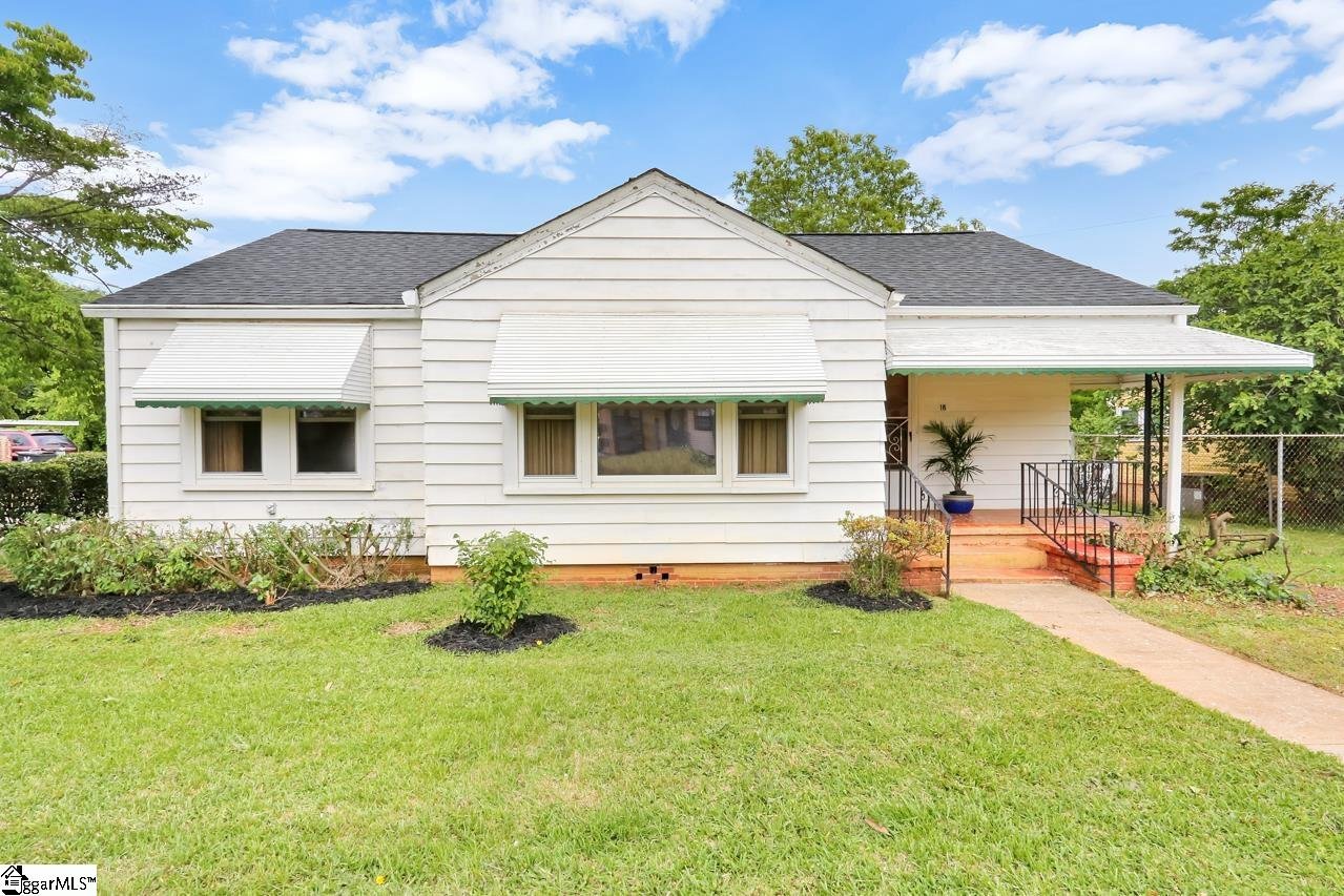 Property image 1 at 18 Old Paris Mountain Road, Greenville, SC 29609-4515