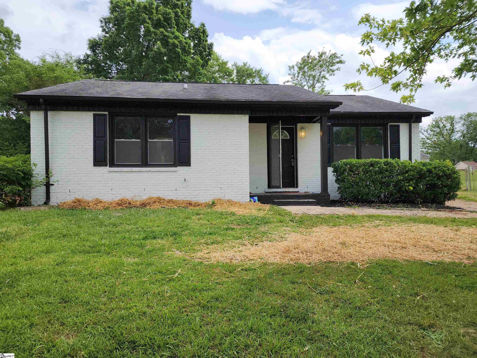 Property image 1 at 135 Raintree Drive, Spartanburg, SC 29301