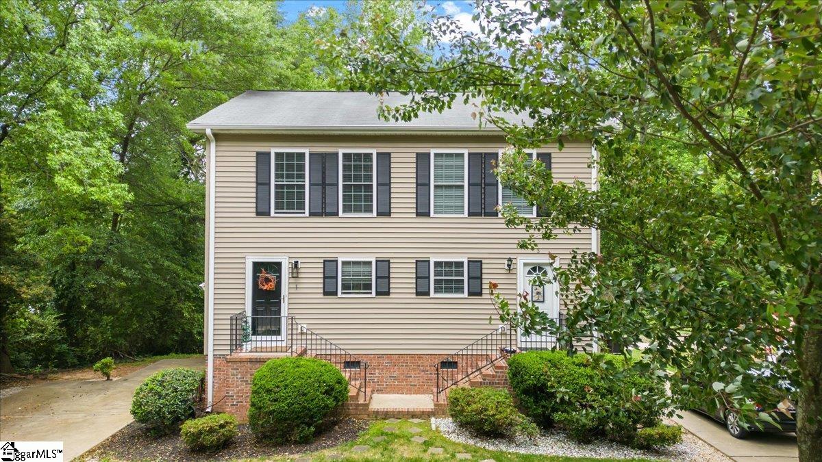 Property image 1 at 1 Dover Drive, Taylors, SC 29687