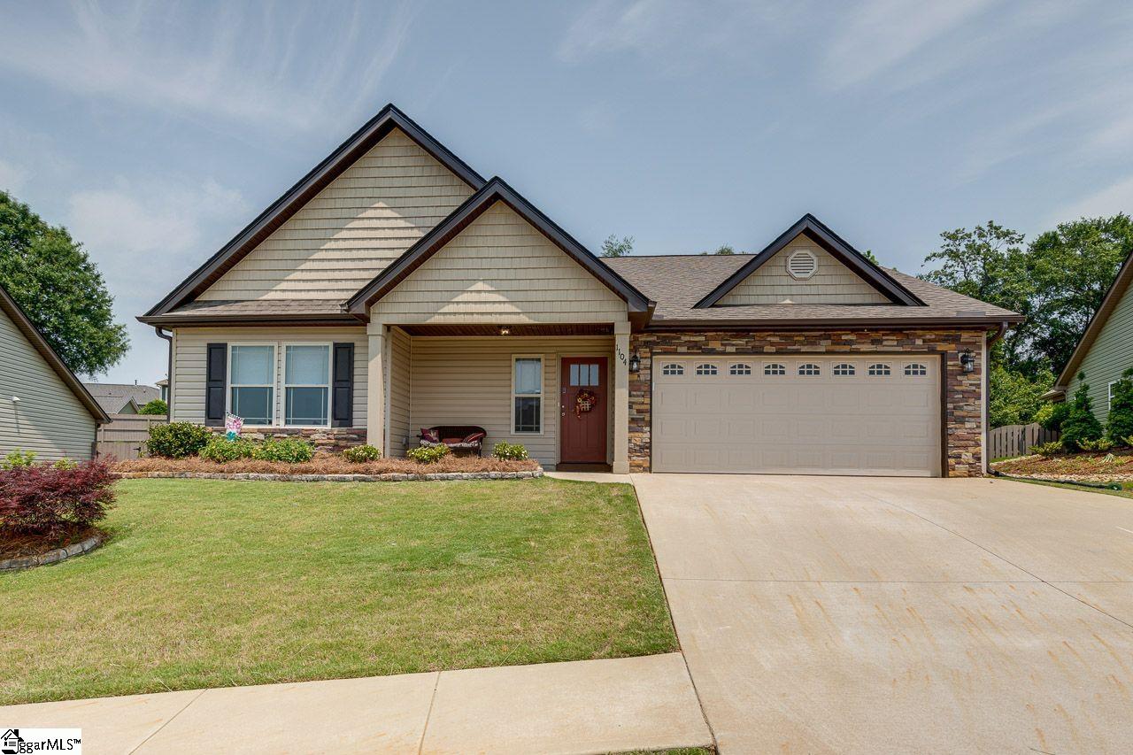 Property image 1 at 1104 Rosabella Lane, Greer, SC 29651