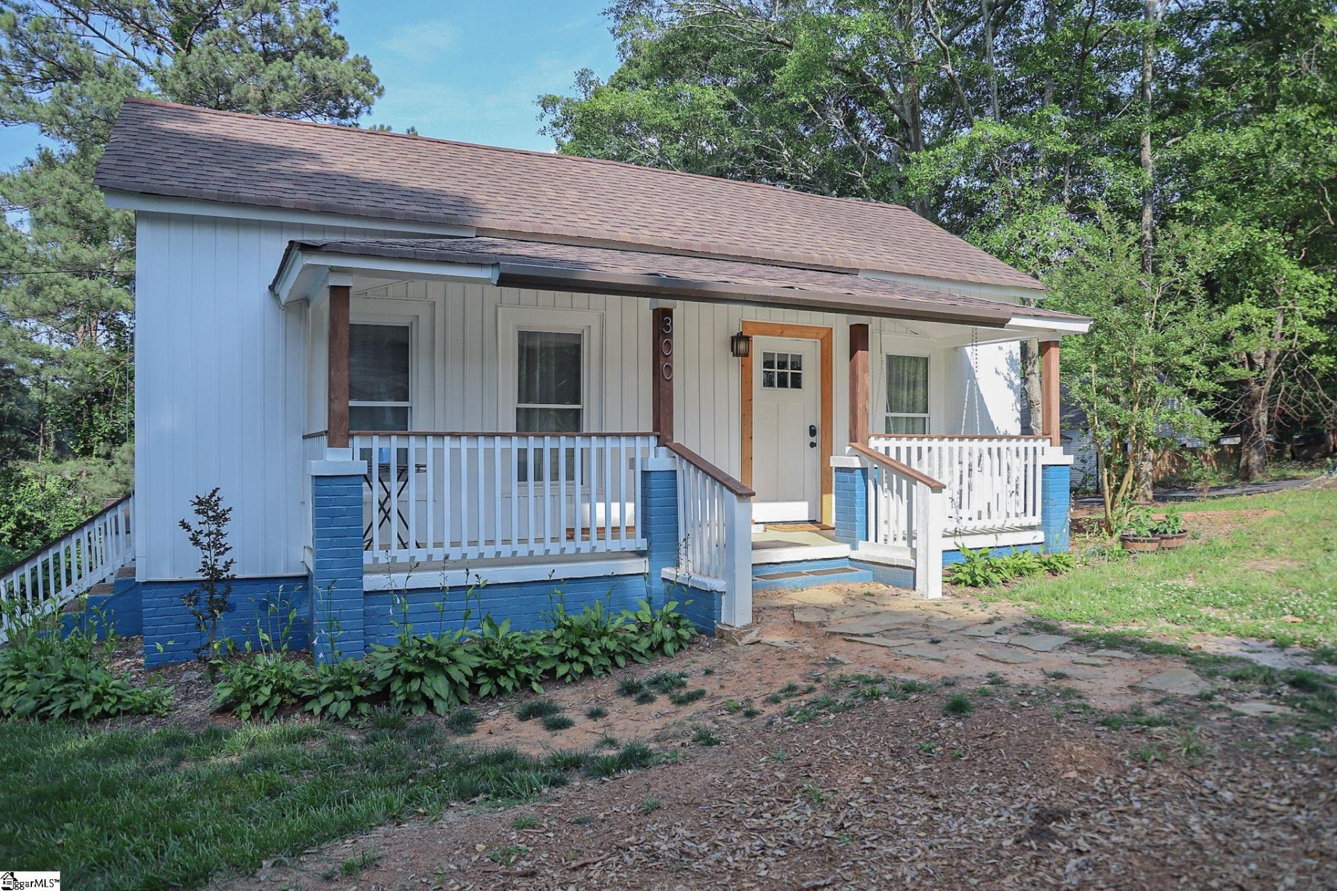 Property image 1 at 300 Lucky Street, Easley, SC 29640