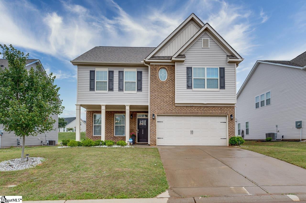 Property image 1 at 668 Highgarden Lane, Boiling Springs, SC 29316