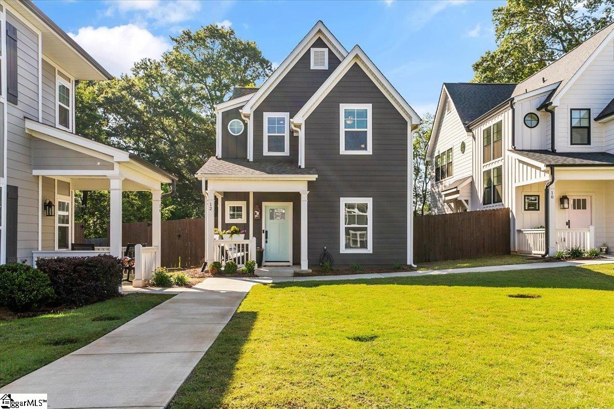 Property image 1 at 12 Ridge Knoll Circle, Greenville, SC 29607