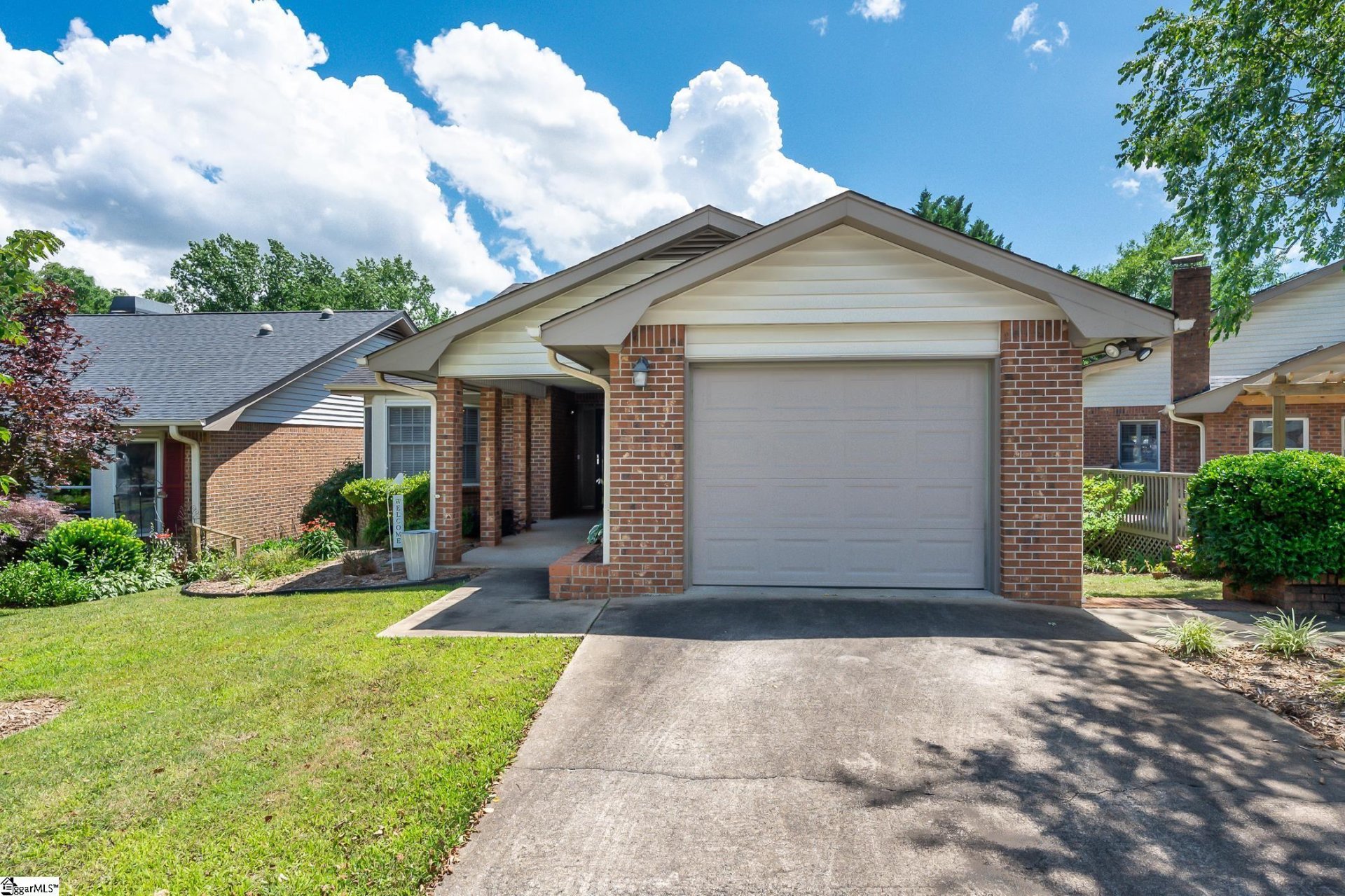 118 Hummingbird Ridge