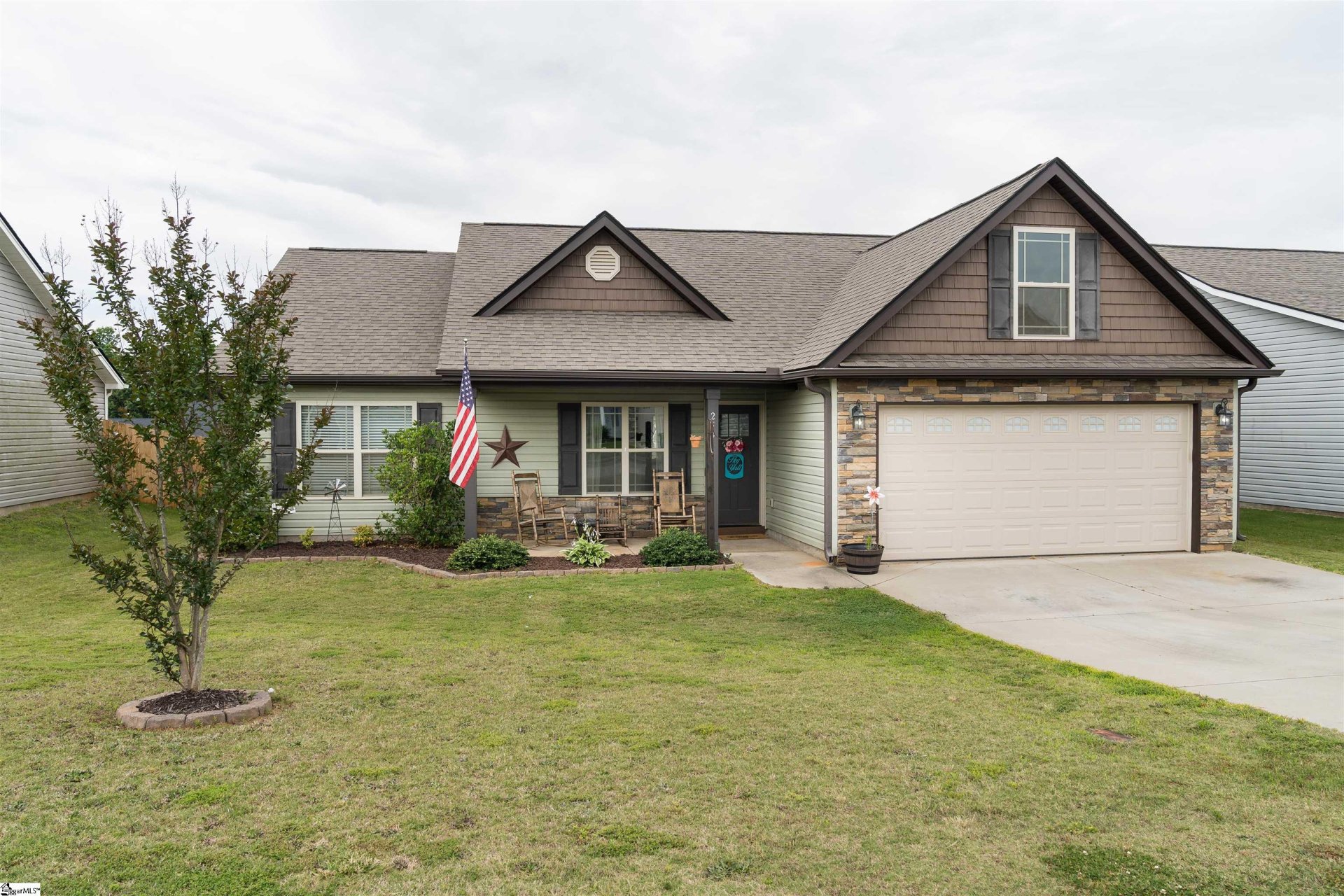 Property image 1 at 253 Highland Springs Loop, Inman, SC 29349