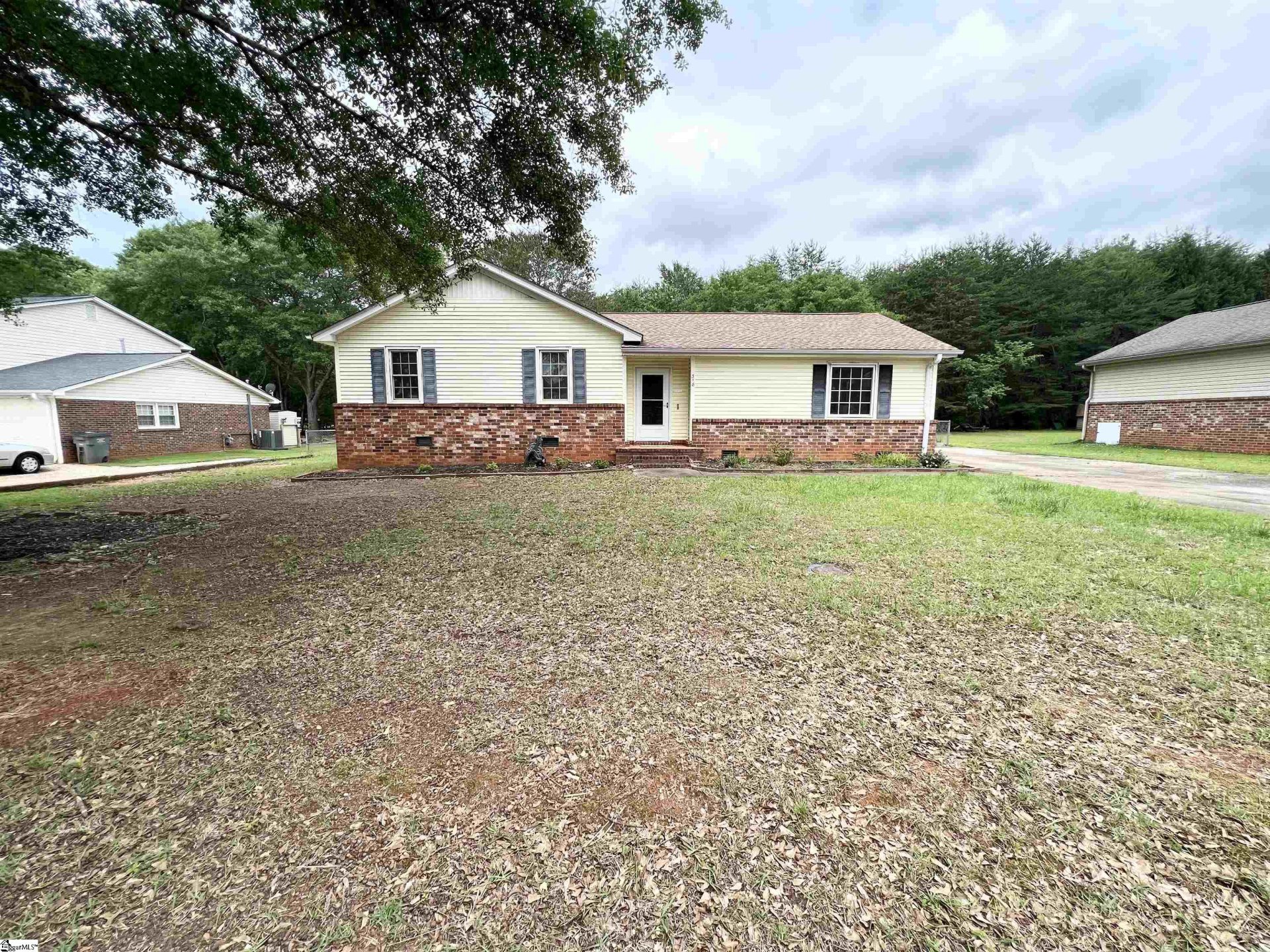 Property image 1 at 318 Berea Forest Circle, Greenville, SC 29617