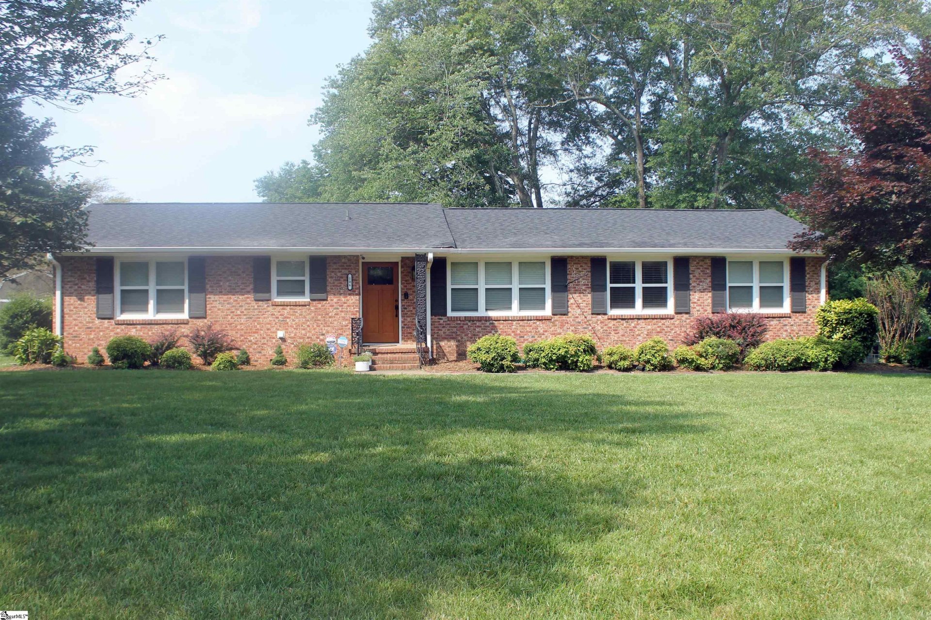 Property image 1 at 106 Willenhall Lane, Greenville, SC 29611