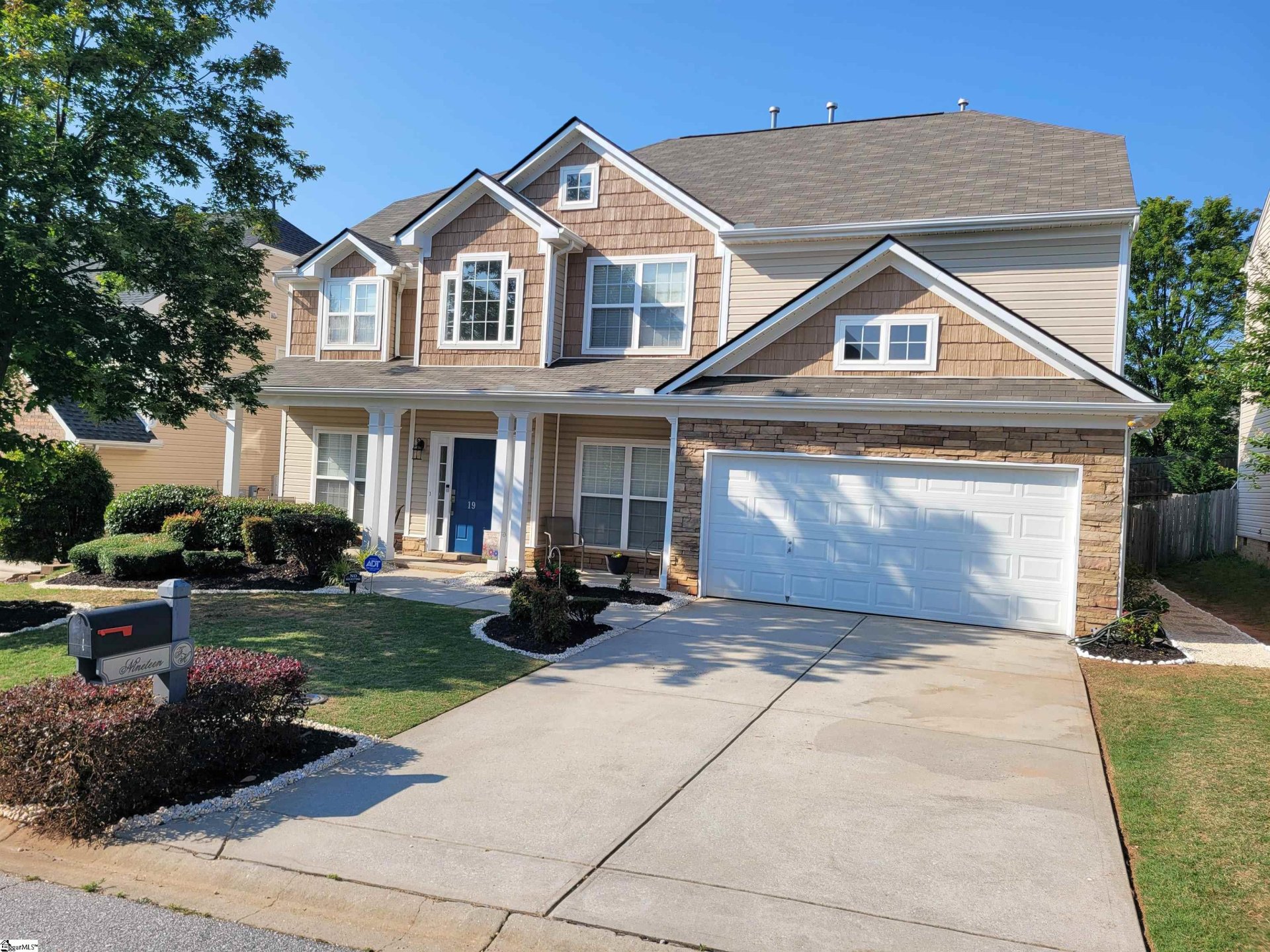 Property image 1 at 19 Rivanna Lane, Greenville, SC 29607